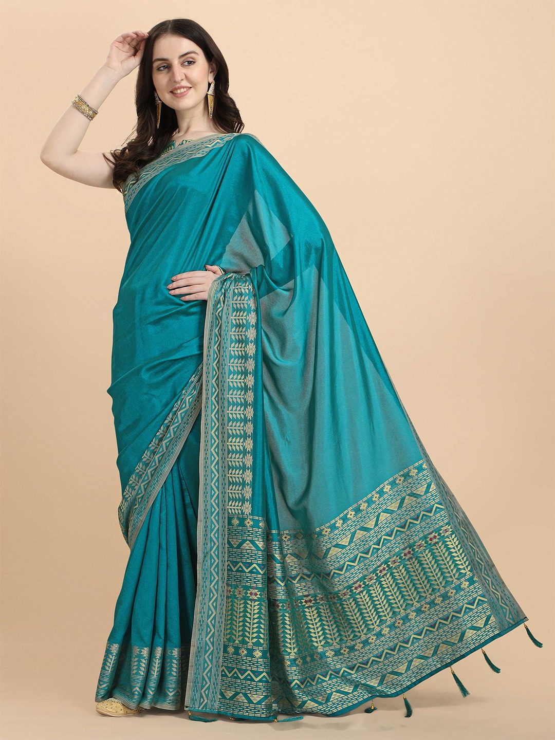 

DUNGRANI Turquoise Blue & Gold-Toned Zari Art Silk Saree