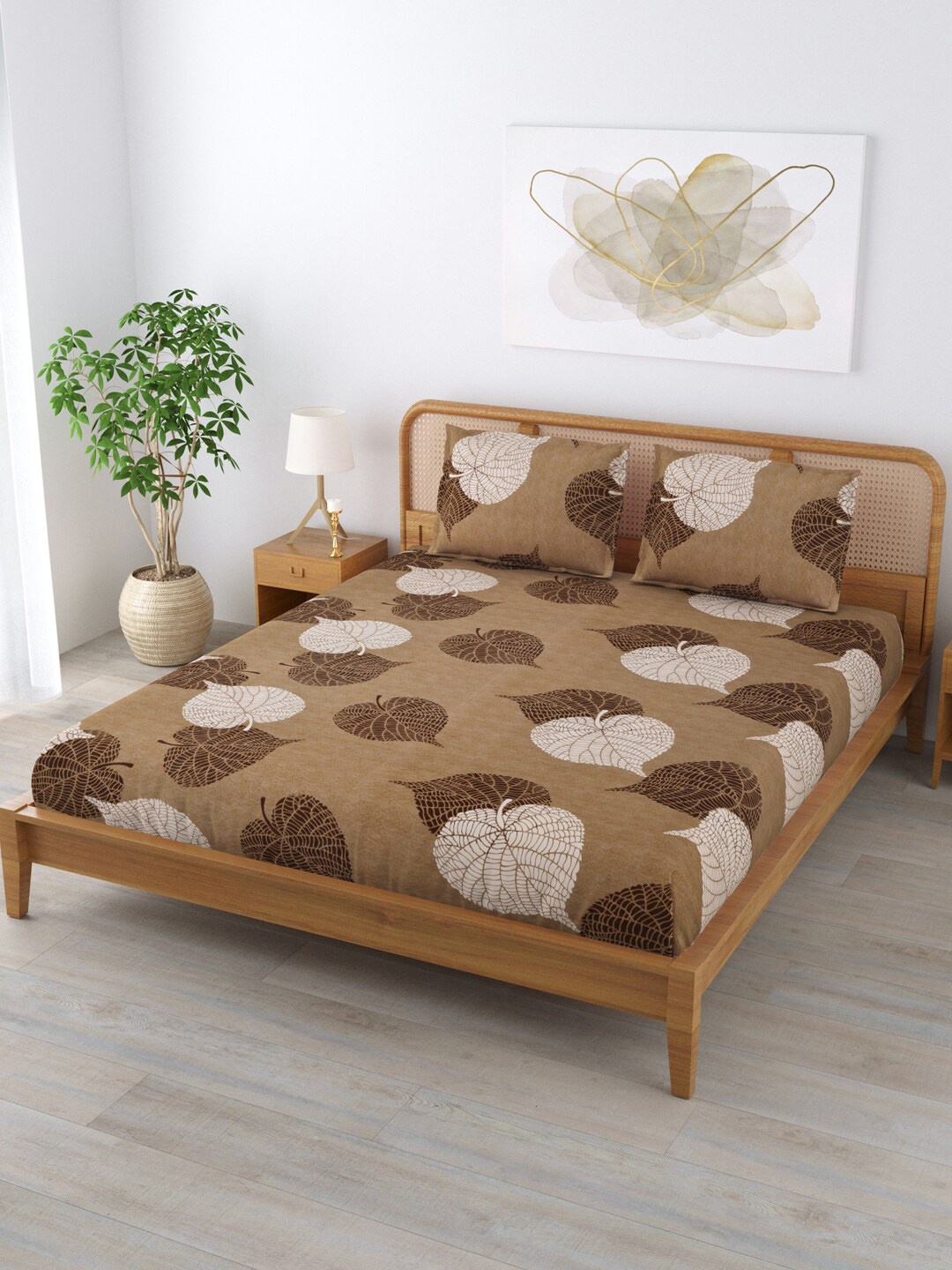 

Clasiko Brown & White Printed 144 TC Queen Bedsheet with 2 Pillow Covers