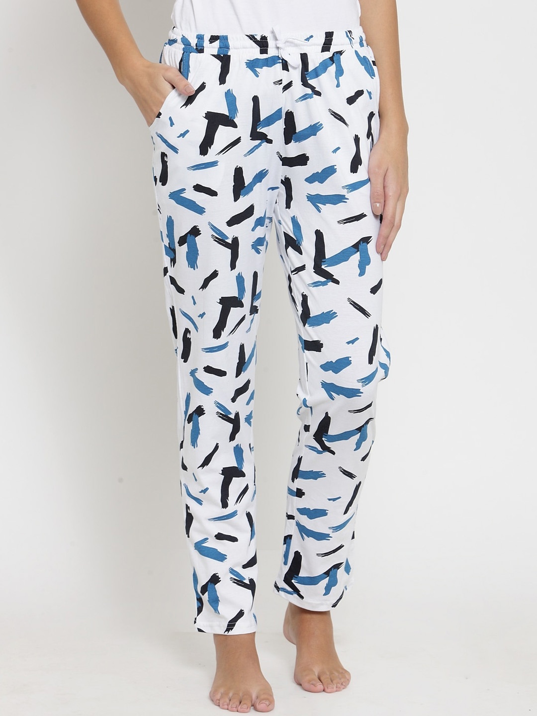 

Boston Club Women White & Blue Printed Pure Cotton Lounge Pant