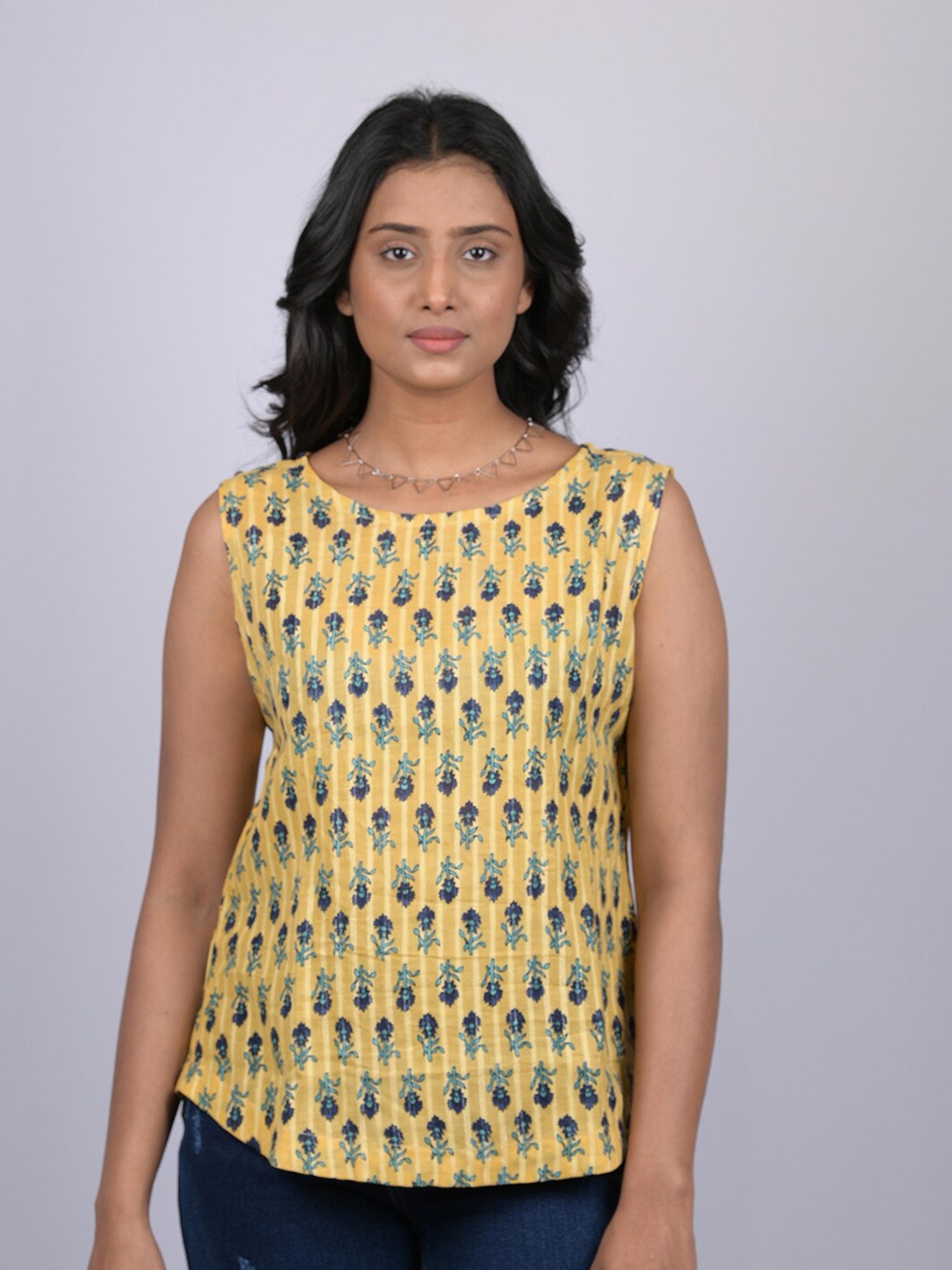 

OWO THE LABEL Women Yellow & Blue Floral Print Top