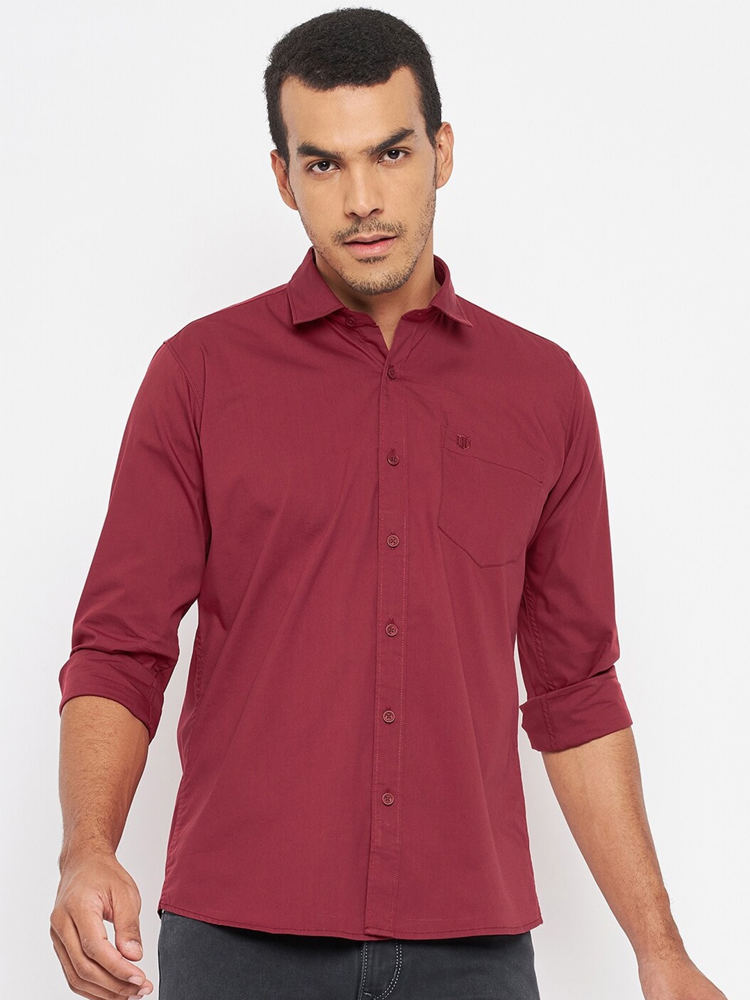 

Duke Men Maroon Solid Cotton Slim Fit Casual Shirt