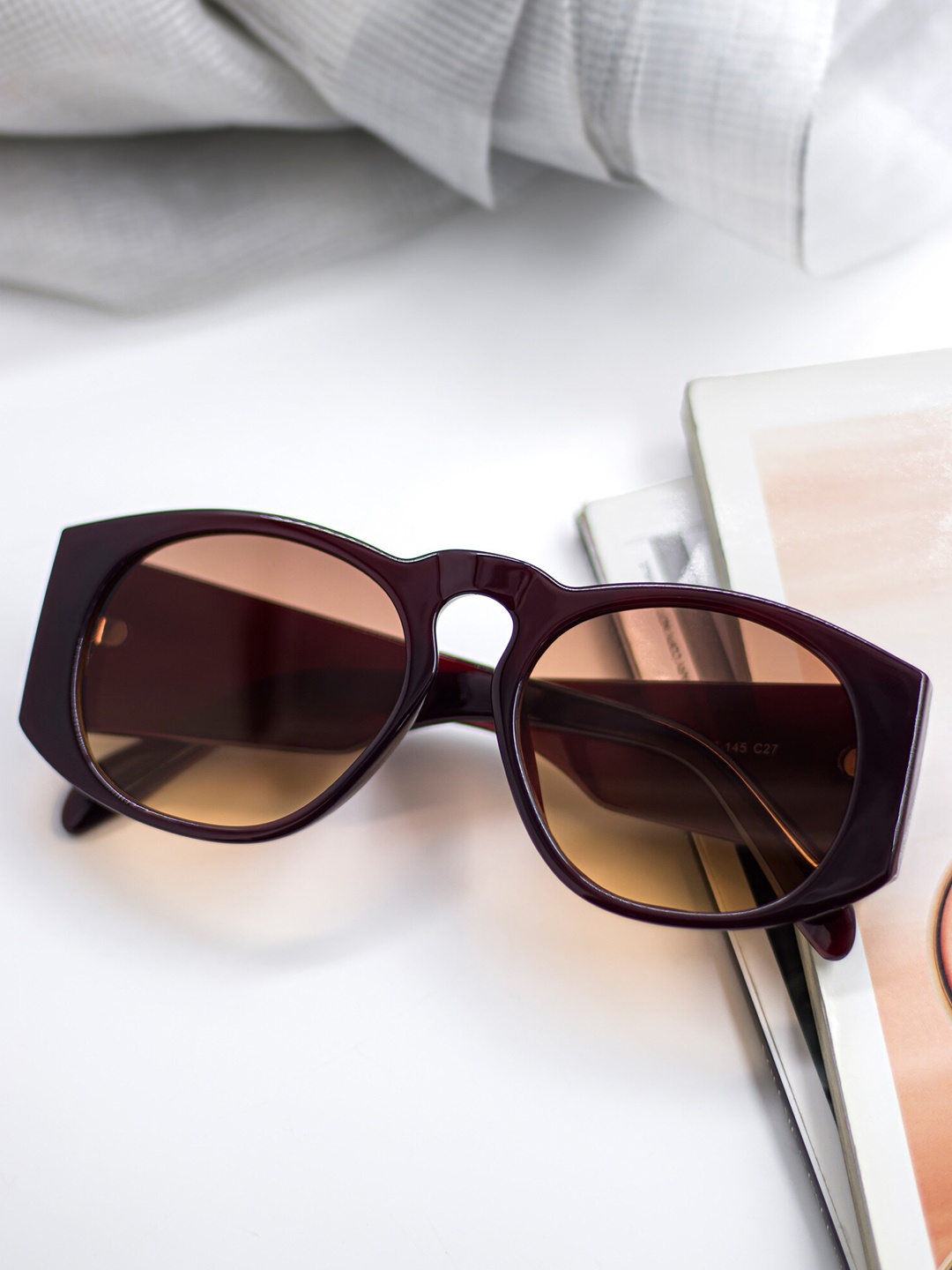 

Bellofox Unisex Brown Lens & Brown Oval Sunglasses BS2006-1122