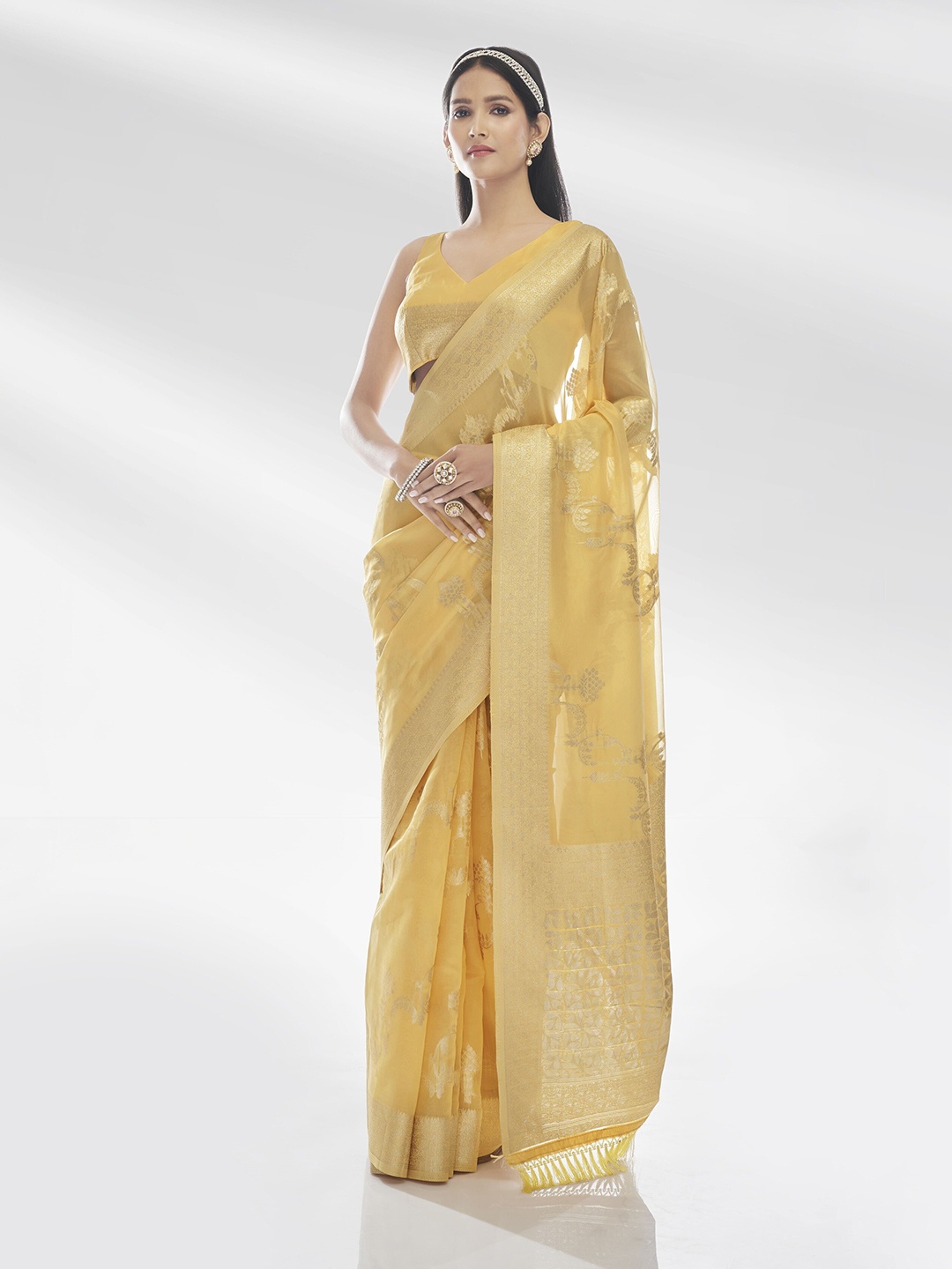 

elora Yellow & Gold-Toned Woven Design Zari Organza Banarasi Saree