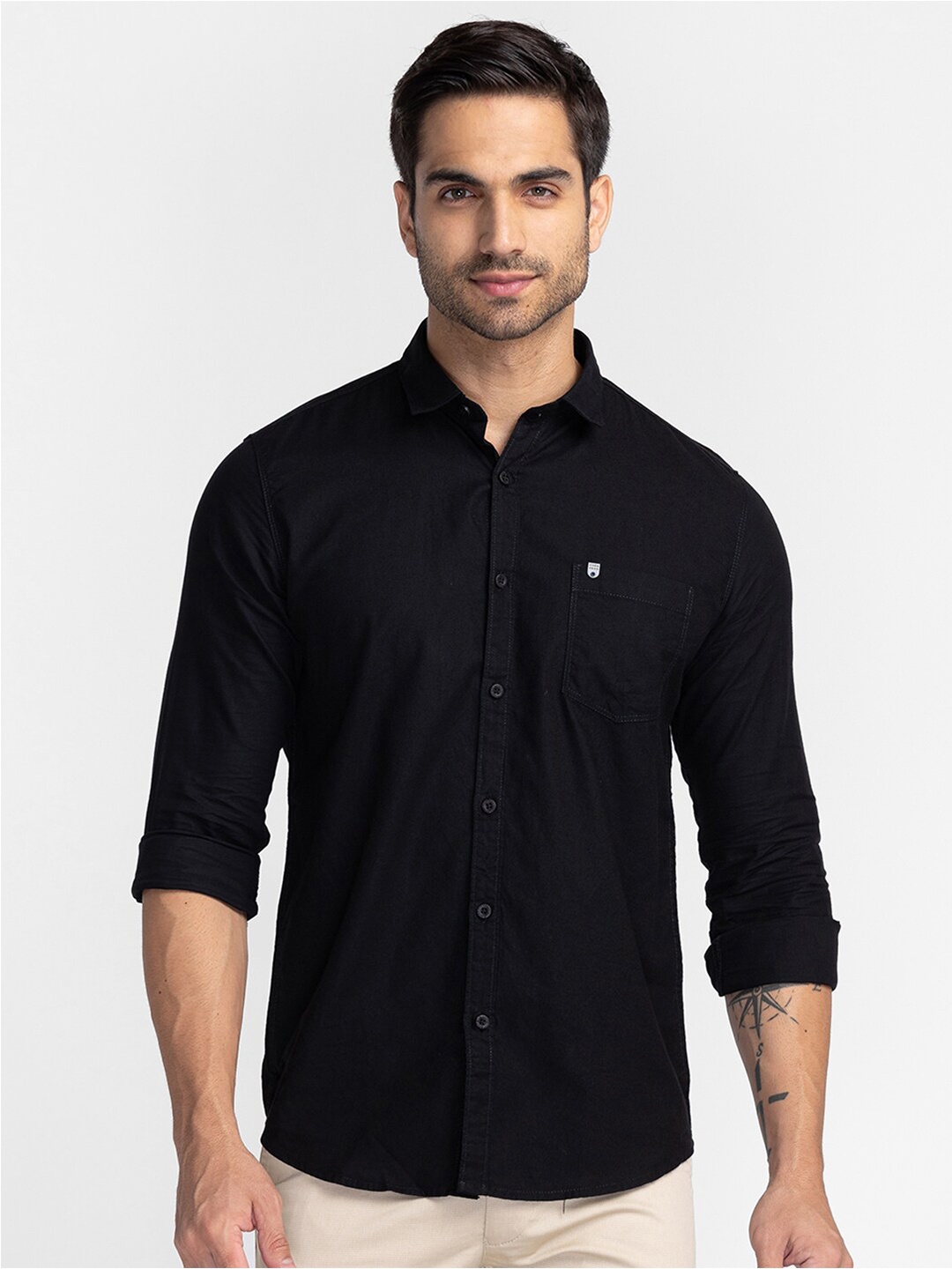 

Oxemberg Men Black Cotton Classic Slim Fit Casual Shirt