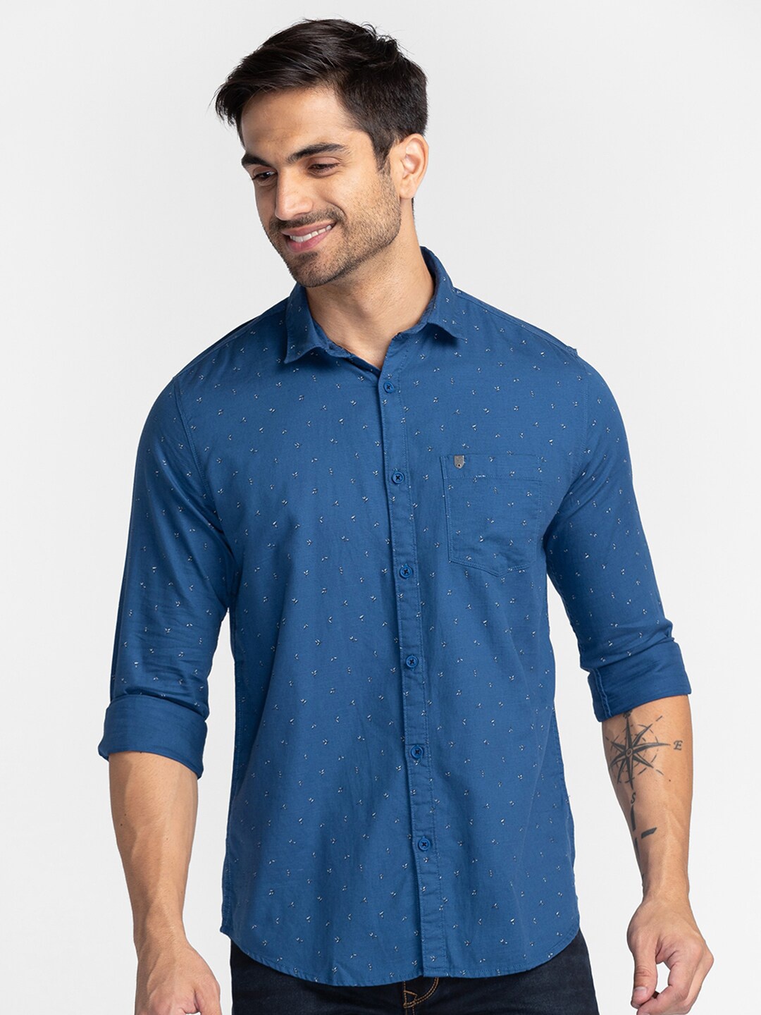 

Oxemberg Men Printed Classic Slim Fit Cotton Casual Shirt, Blue