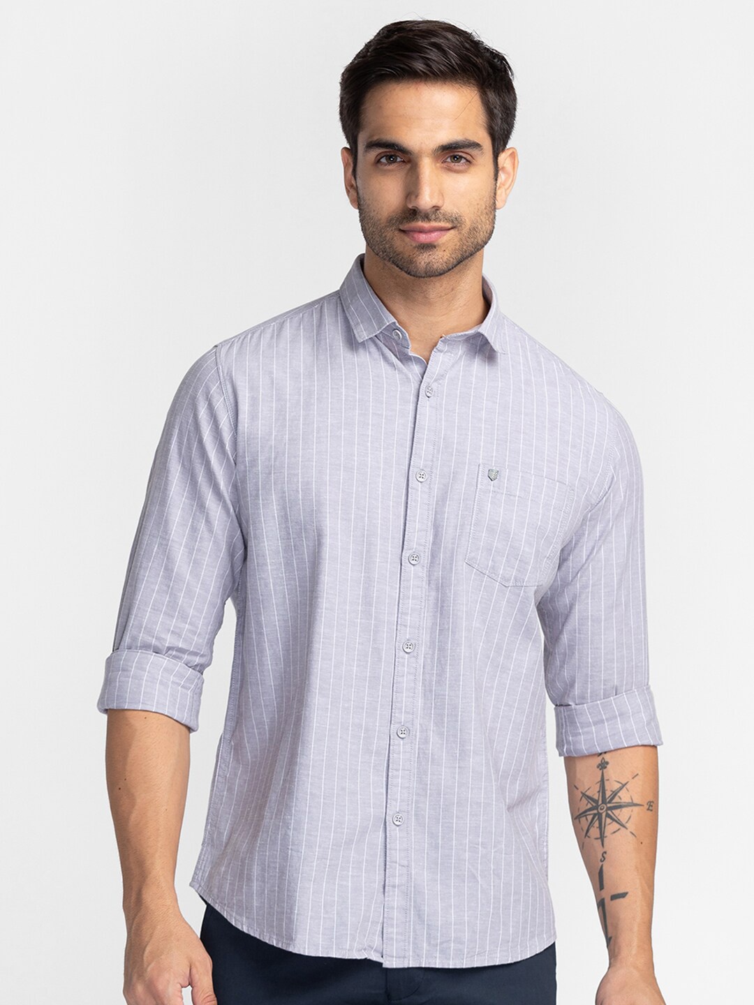 

Oxemberg Men Blue Classic Slim Fit Striped Cotton Casual Shirt