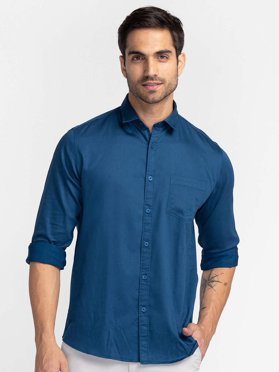 

Oxemberg Men Blue Classic Slim Fit Cotton Casual Shirt