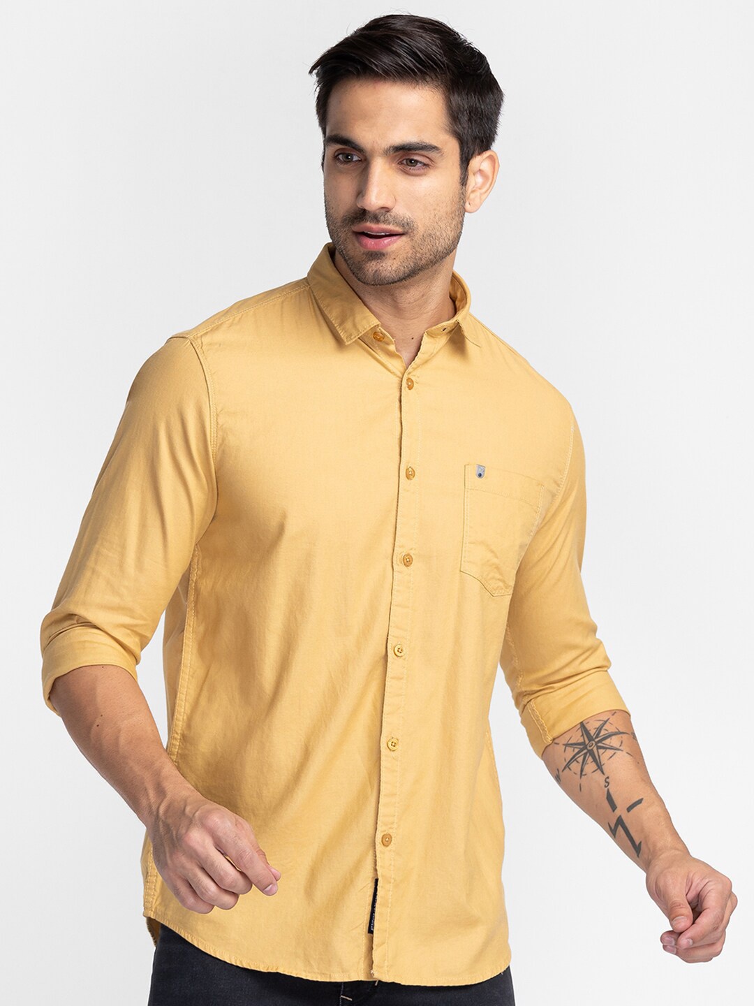 

Oxemberg Men Beige Classic Slim Fit Cotton Casual Shirt