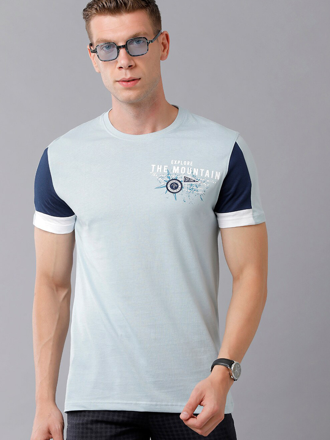 

CP BRO Men Blue Colourblocked Slim Fit Cotton T-shirt