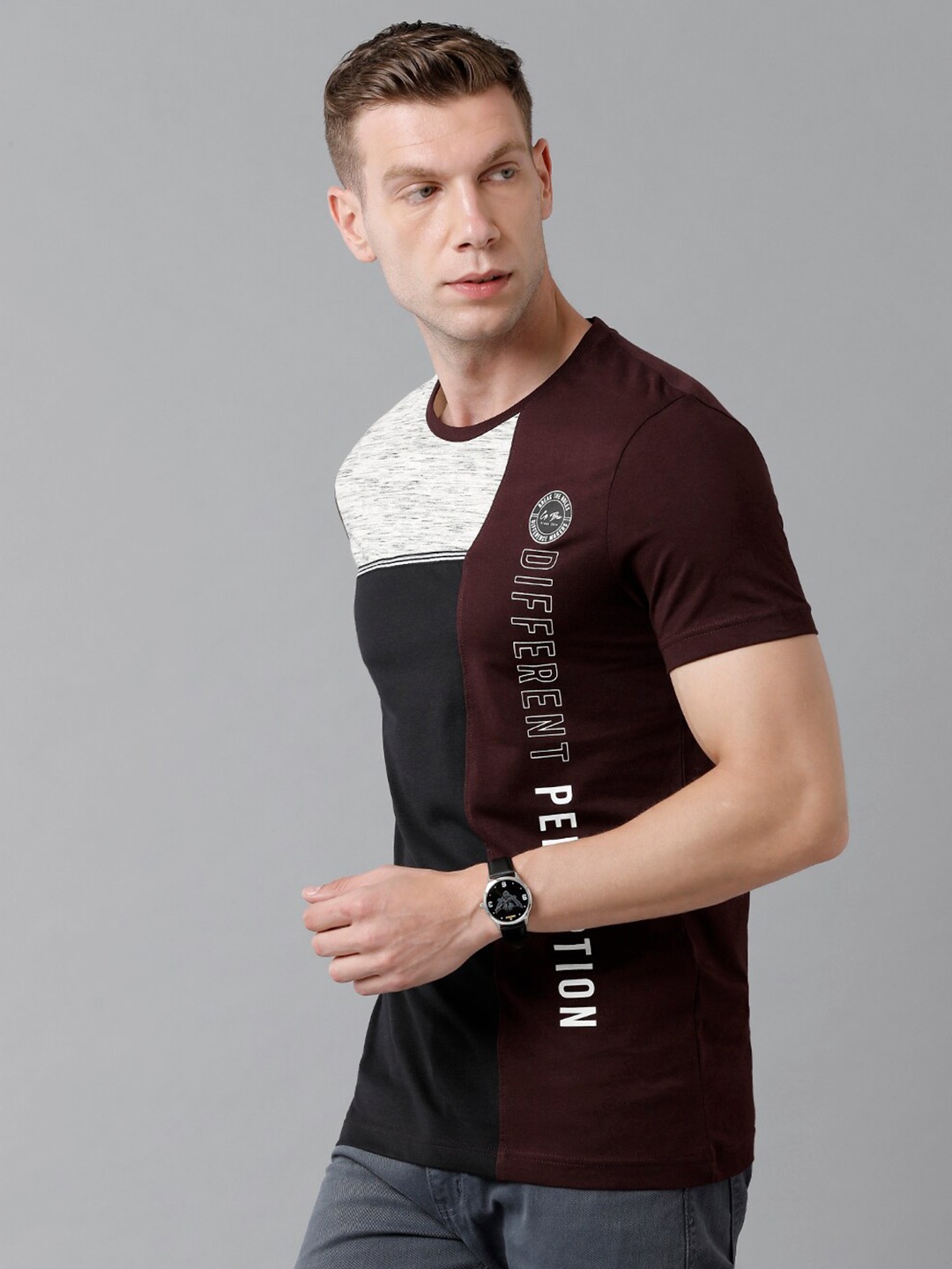 

CP BRO Men Maroon Colourblocked Slim Fit T-shirt