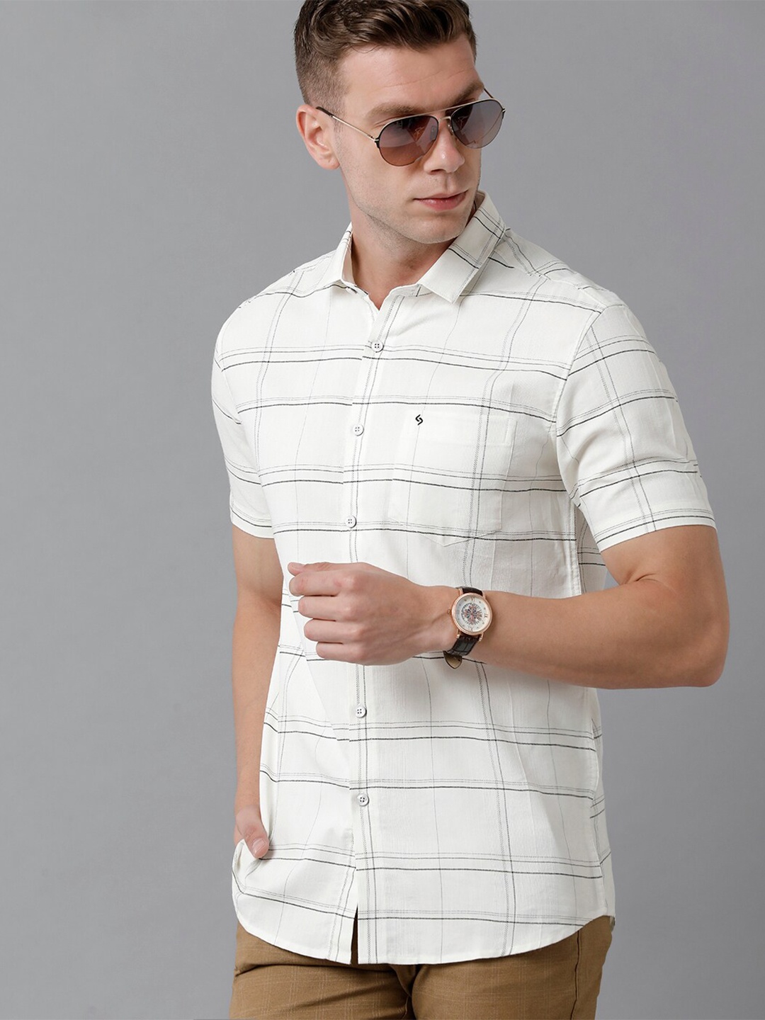 

Classic Polo Men Off White Classic Slim Fit Checked Casual Cotton Shirt