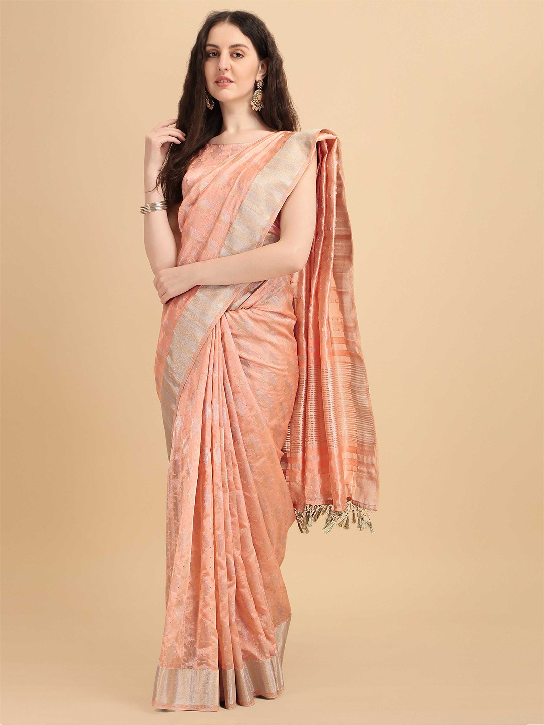 

DUNGRANI Peach-Coloured & Silver-Toned Woven Design Zari Art Silk Kanjeevaram Saree