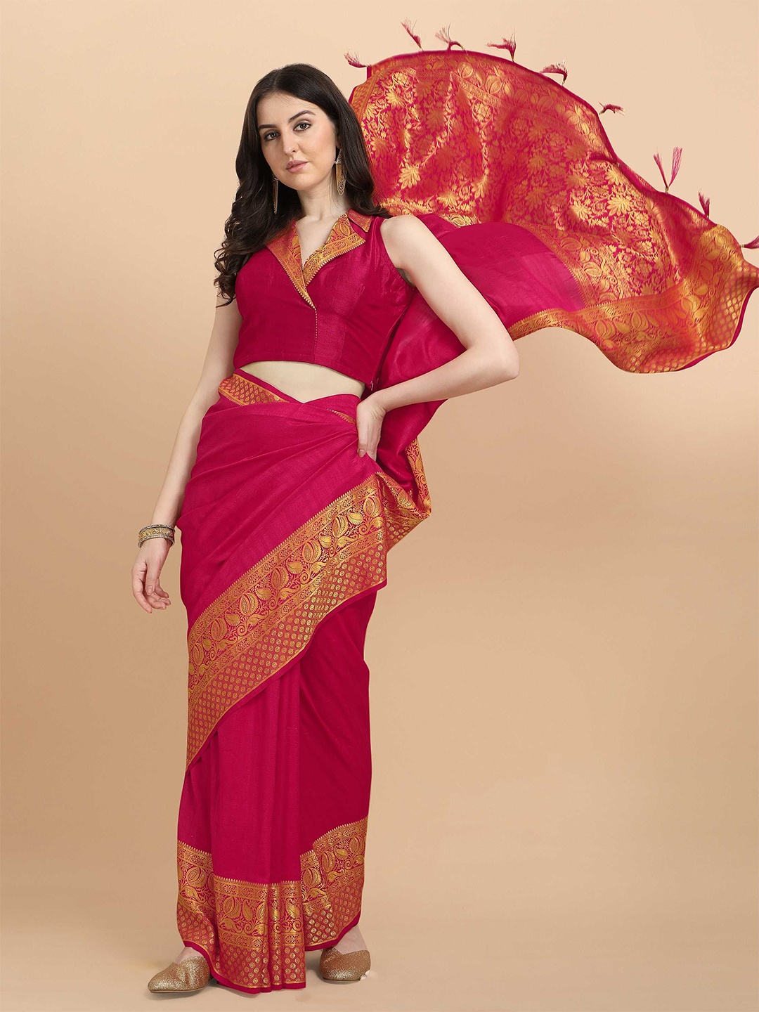 

DUNGRANI Pink & Gold-Toned Zari Art Silk Saree