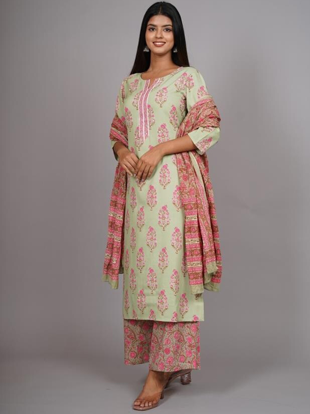 

HERE&NOW Women Green Floral Printed Kurta with Palazzos & With Dupatta