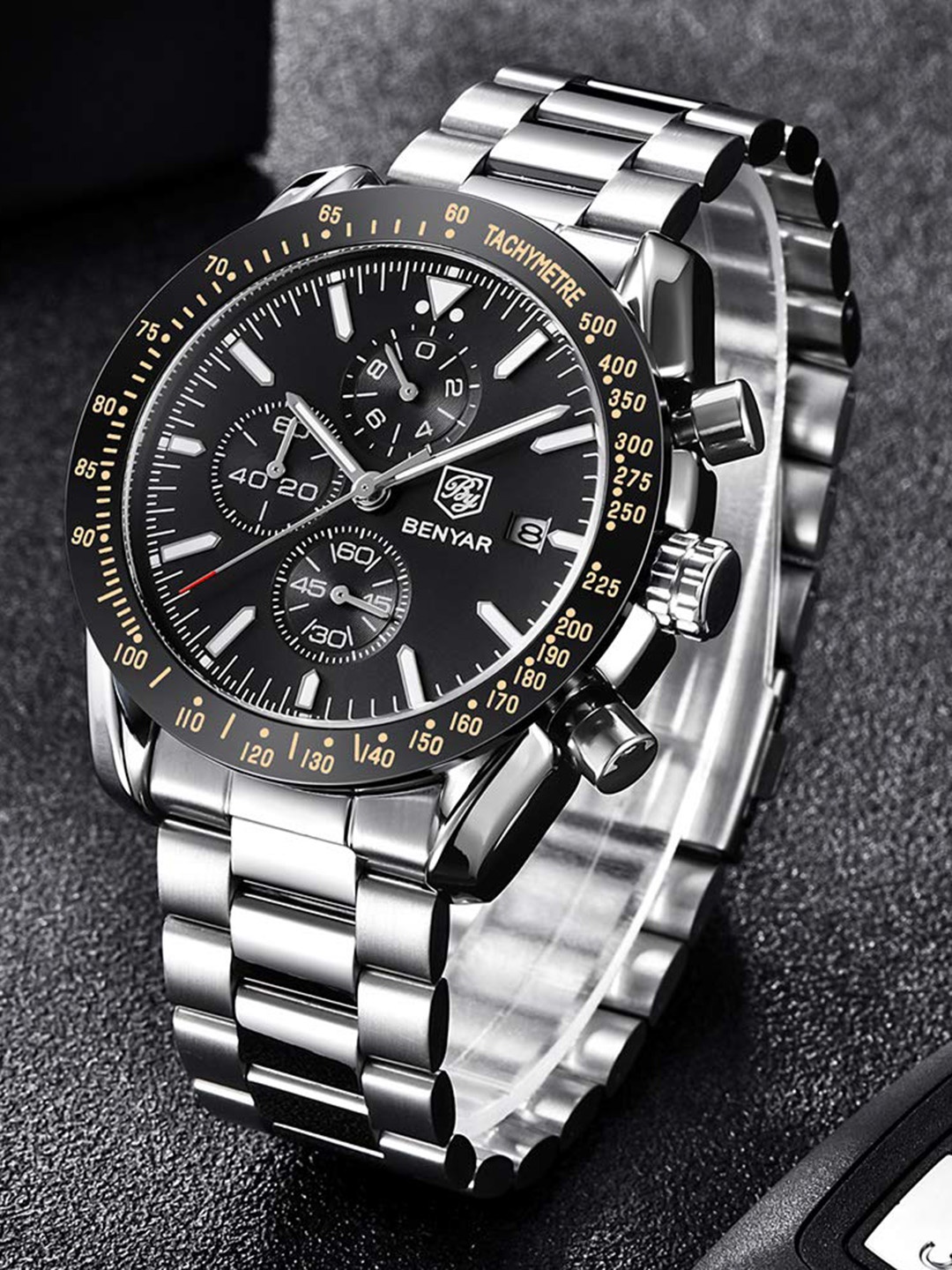 

BENYAR Men Black Dial & Silver Toned Stainless Steel Bracelet Style Straps Analogue Chronograph Watch