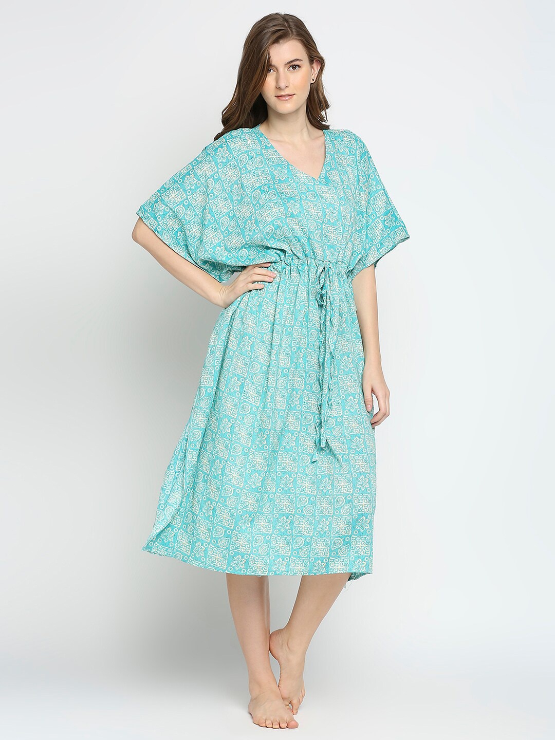 

Pretty Awesome Green Printed Maternity Nightdress