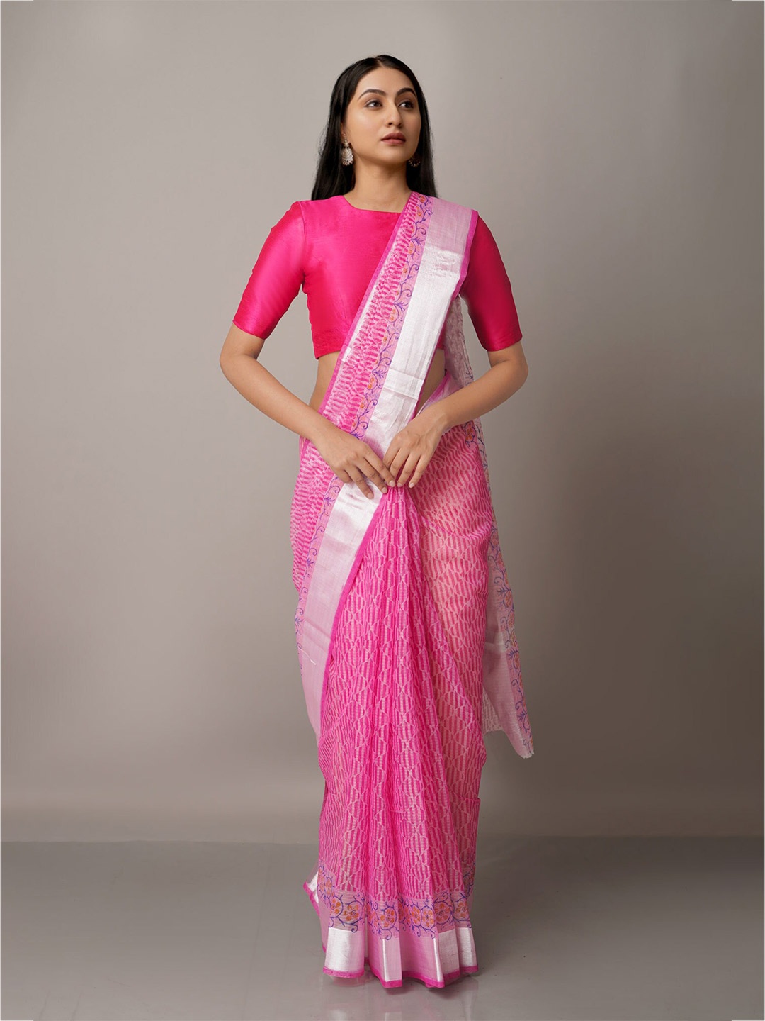 

Unnati Silks Pink & Silver-Toned Ethnic Motifs Zari Pure Cotton Kota Saree