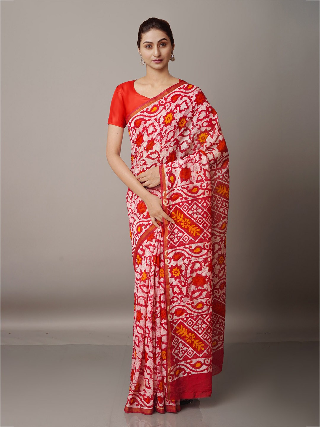 

Unnati Silks Red & White Batik Silk Cotton Chanderi Saree