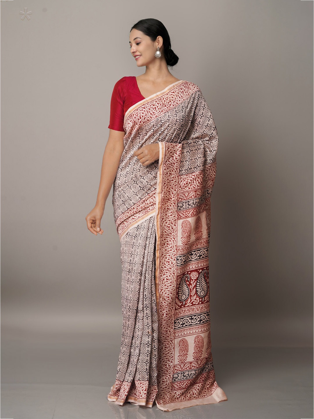 

Unnati Silks Beige & Red Bagh Zari Pure Cotton Chanderi Saree