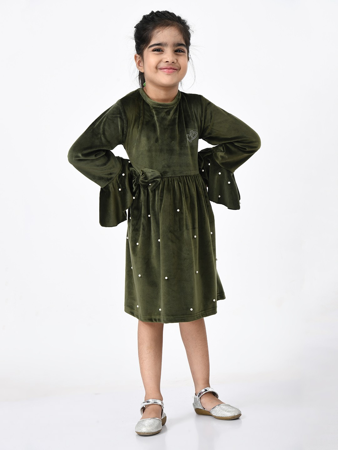 

Bella Moda Girls Green Velvet Dress