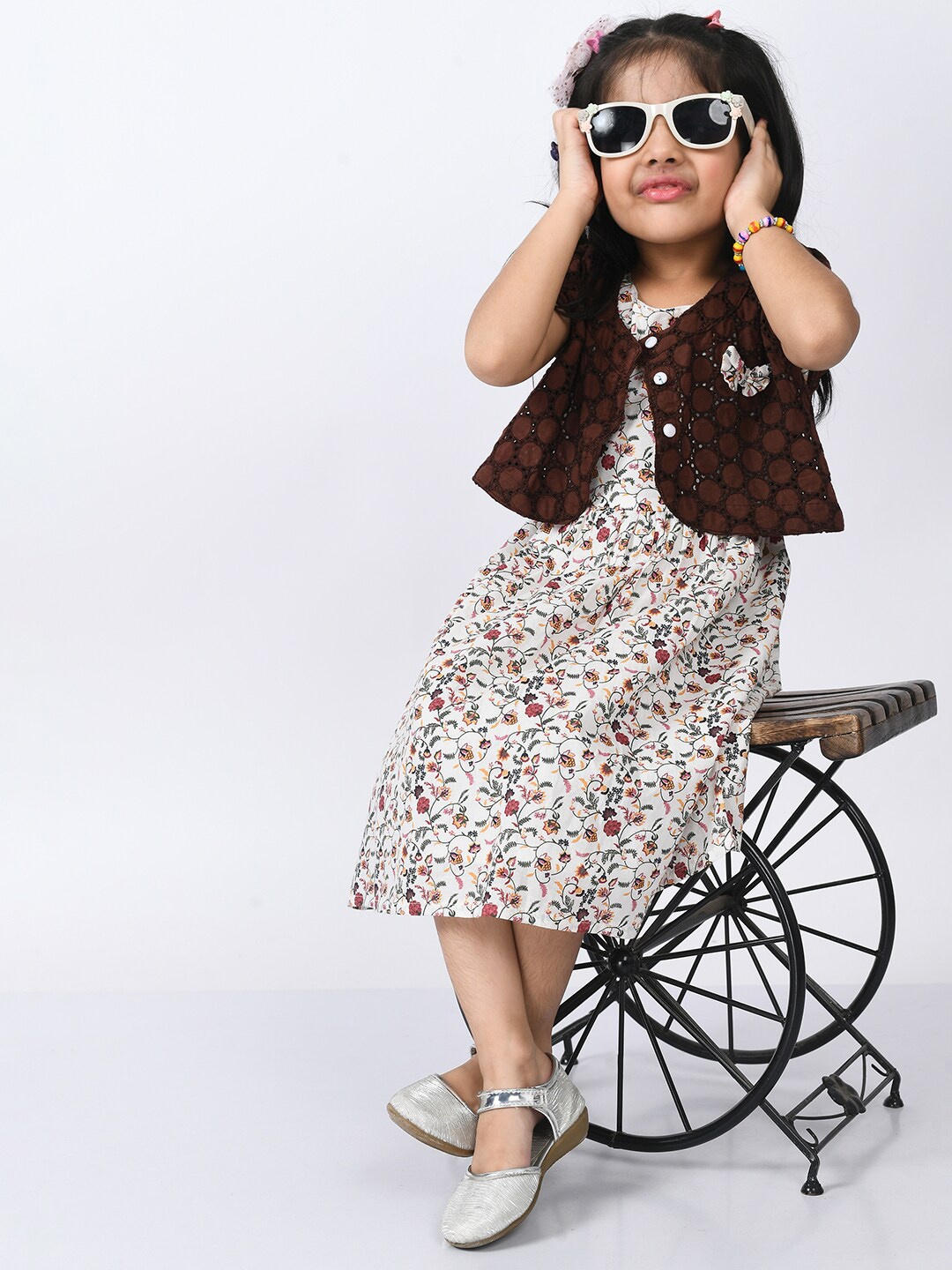 

Bella Moda Brown Floral Midi Dress