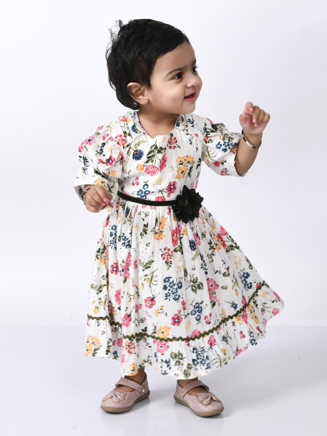 

Bella Moda Girls Floral Printed Fit and Flare Dress, White