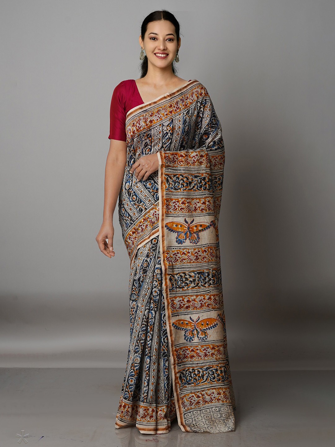 

Unnati Silks Off White & Gold-Toned Kalamkari Zari Silk Cotton Chanderi Saree