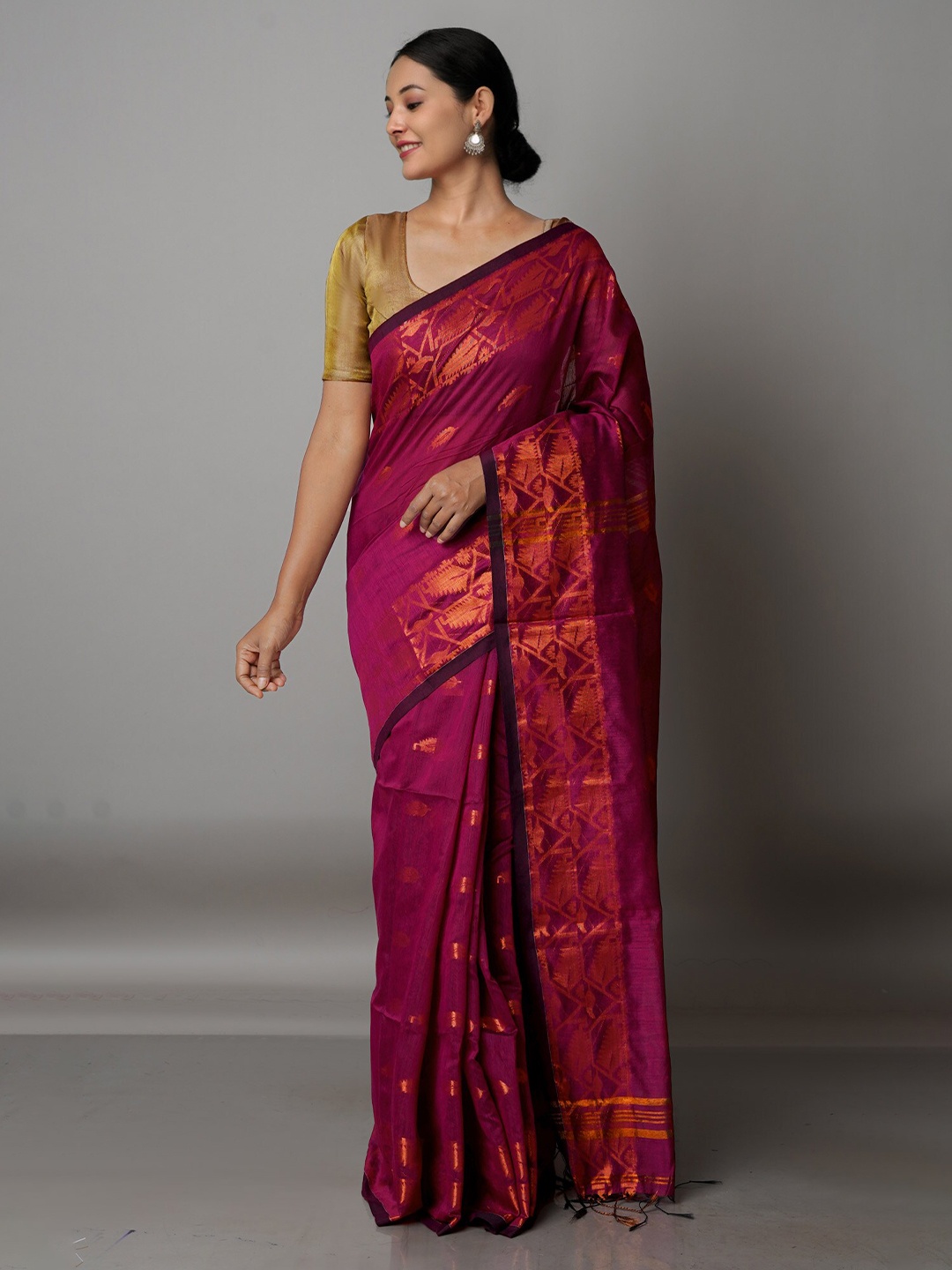 

Unnati Silks Pink & Copper-Toned Ethnic Motifs Woven Design Jamdani Saree