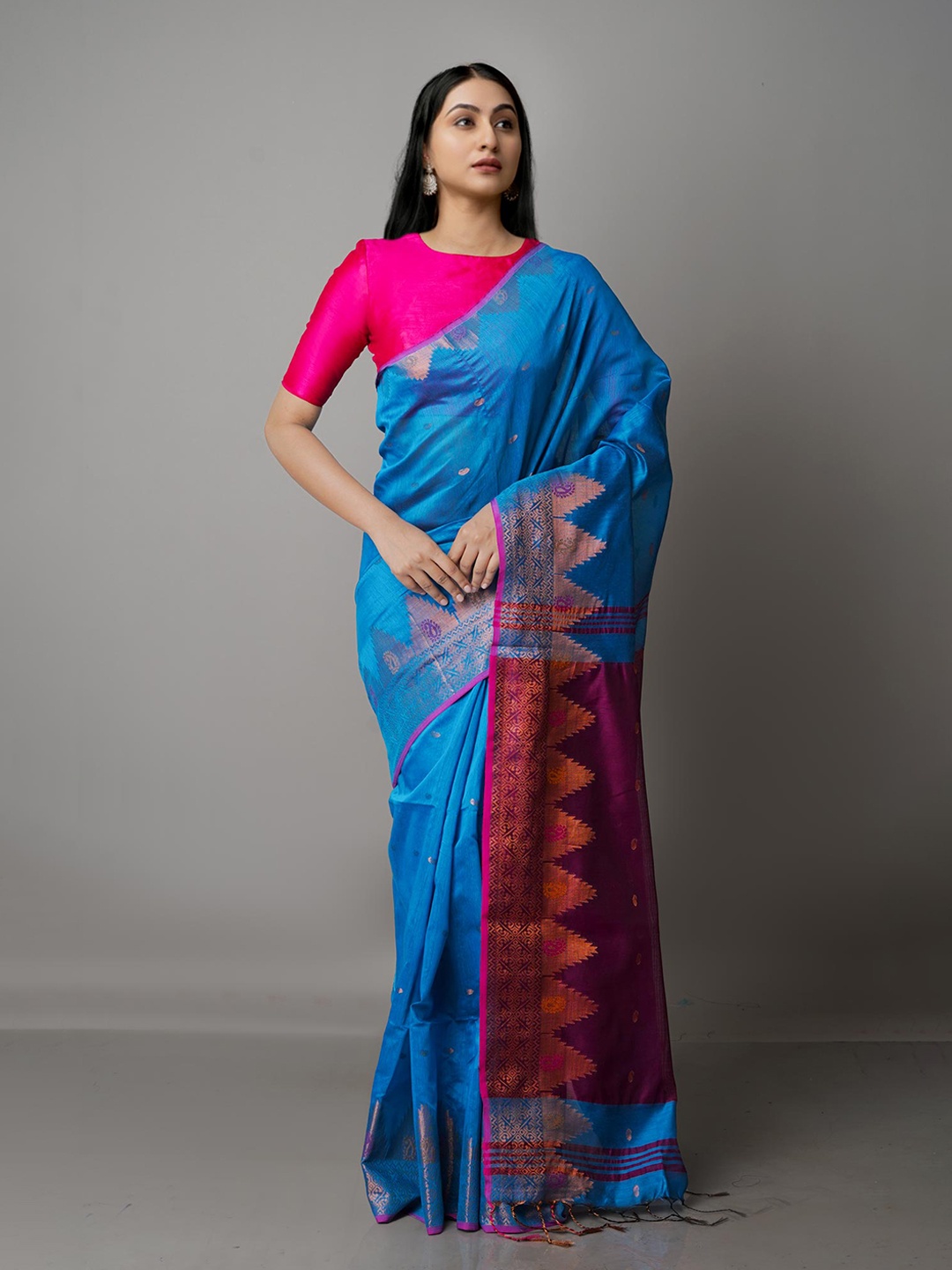 

Unnati Silks Blue & Copper-Toned Woven Design Zari Silk Cotton Jamdani Saree