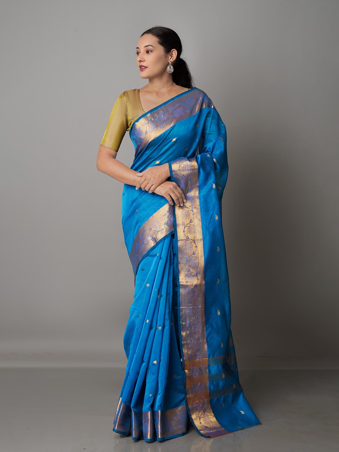 

Unnati Silks Blue & Gold-Toned Woven Design Zari Silk Cotton Bhagalpuri Saree