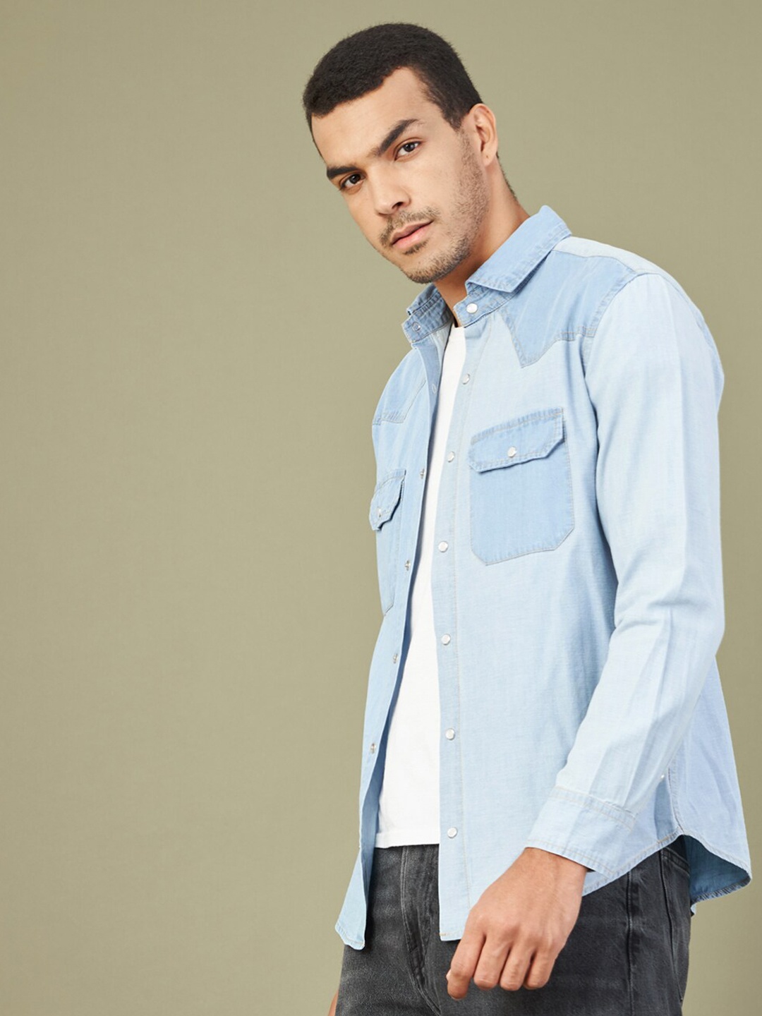 

MASCLN SASSAFRAS Men Blue Regular Fit Solid Cotton Casual Shirt