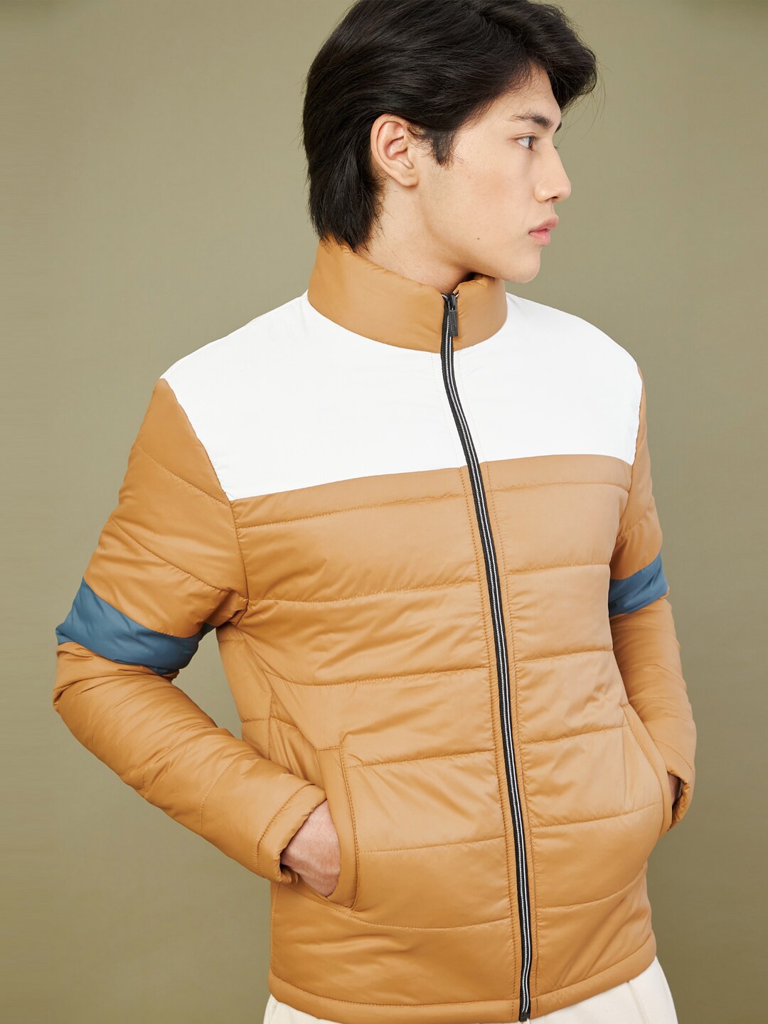 

MASCLN SASSAFRAS Men Mustard Yellow & White Colourblocked Padded Jacket