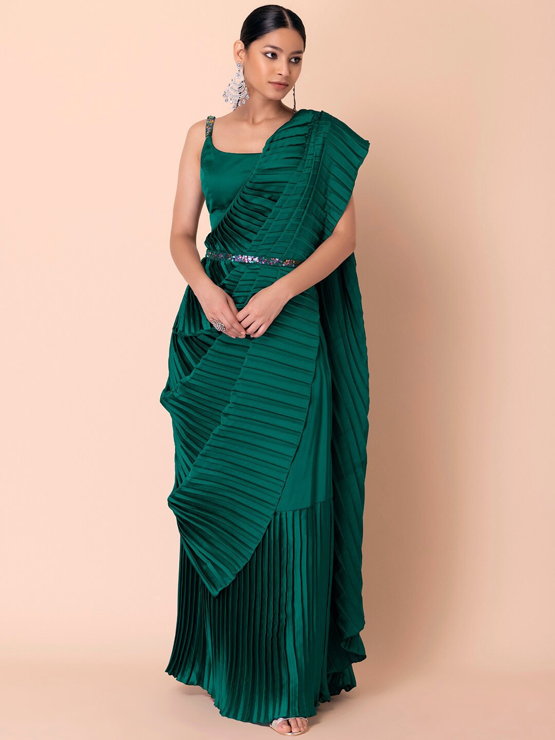 

Indya Luxe Green Pleated Satin Pre-Stitched Saree Set With Embroidered Blouse And Belt