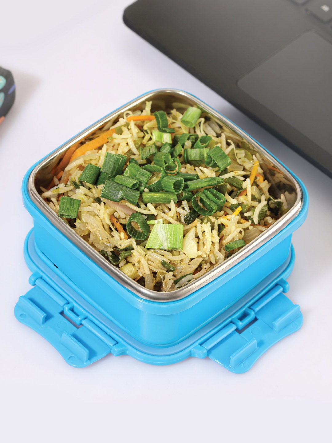 

Cello Thermo Stainless Steel Click Small Lunch Box 330ML, Blue