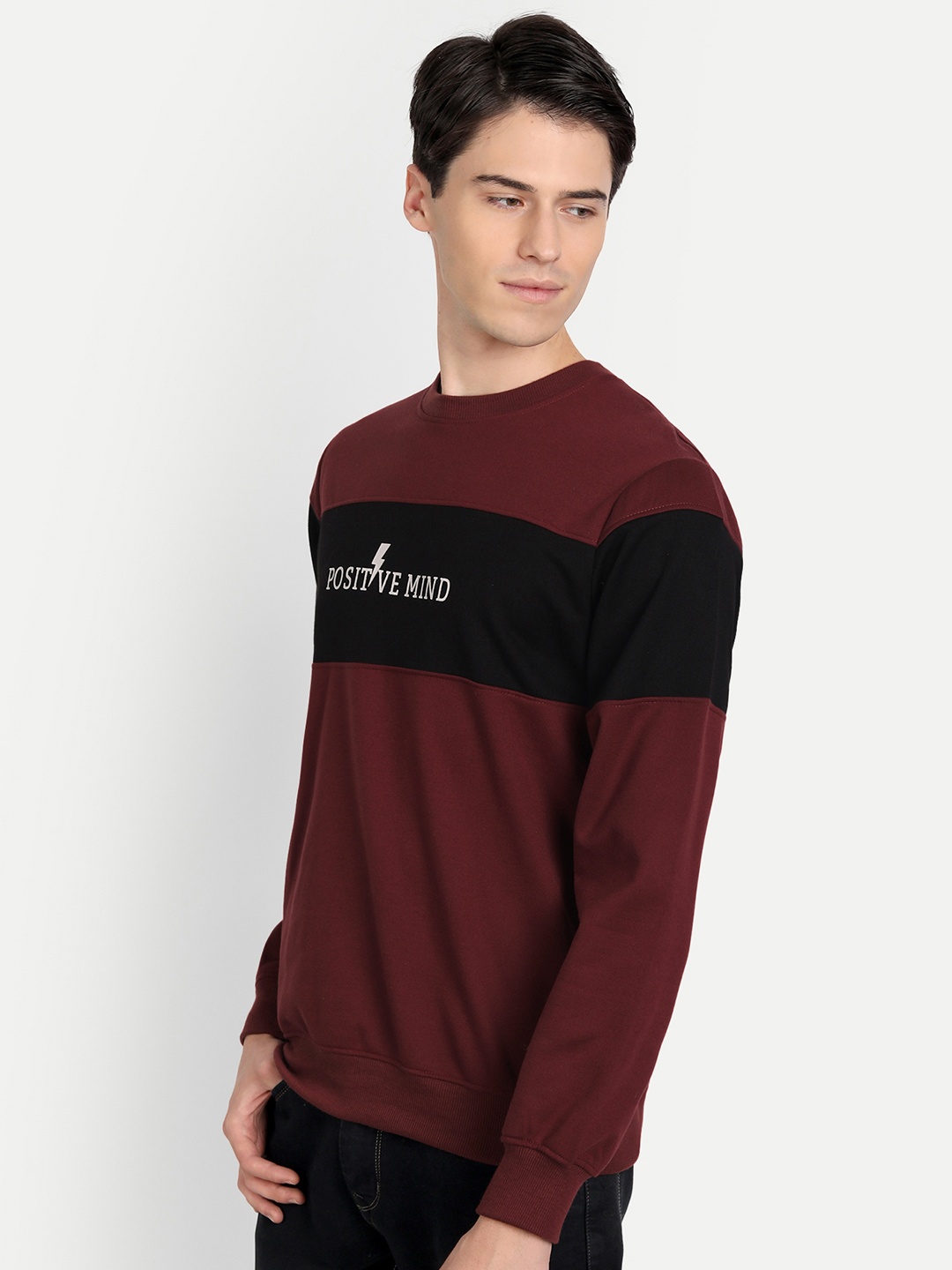 

SIAPA Men Maroon Printed Cotton Sweatshirt