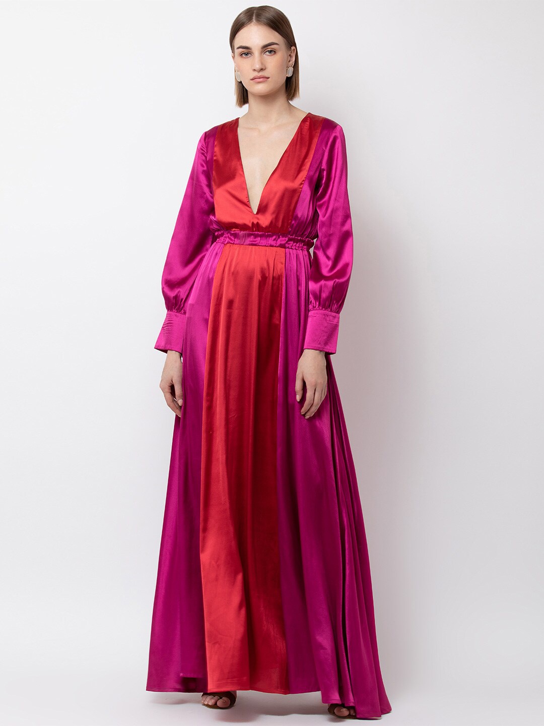 

DODO & MOA Women Pink & Red Solid Cuff Sleeves Maxi Dress