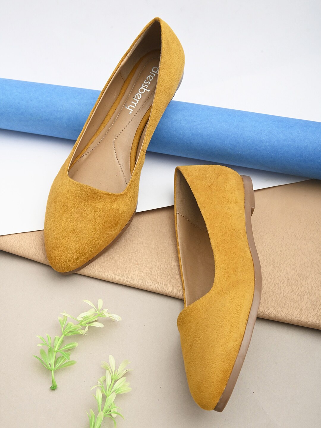 

DressBerry Women Mustard Yellow Solid Ballerinas Flats