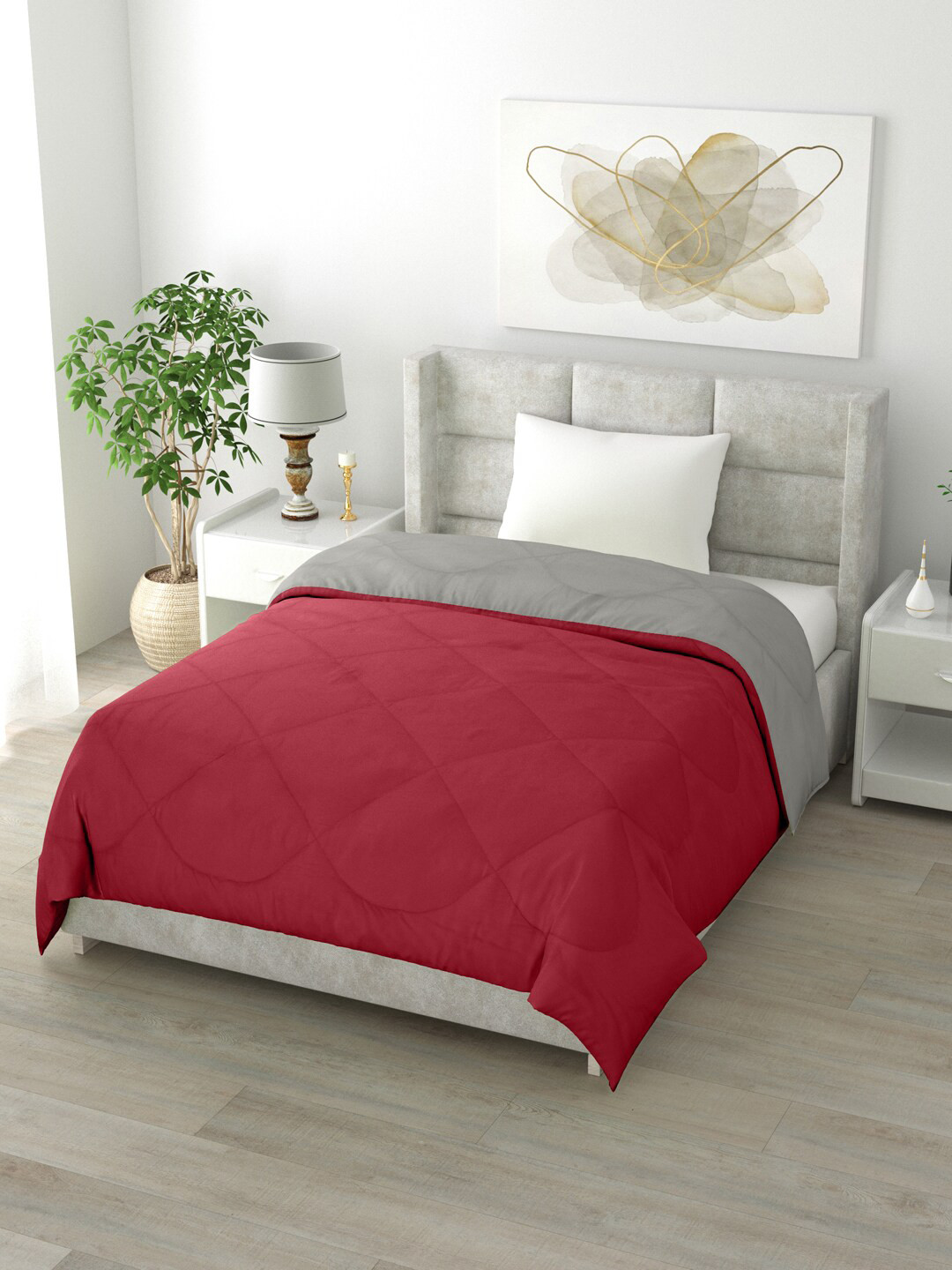 

Clasiko Grey & Maroon Solid Mild Winter 200 GSM Reversible Single Bed Comforter
