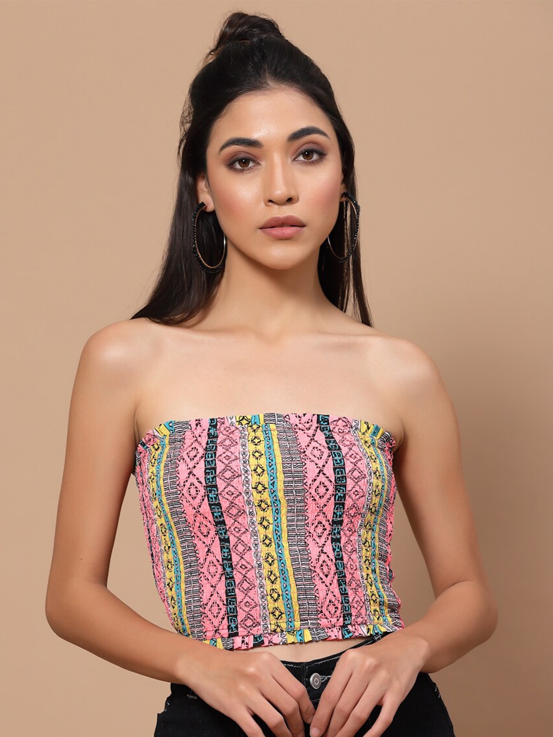 

HOUSE OF KKARMA Pink & Green Geometric Print Crepe Tube Crop Top