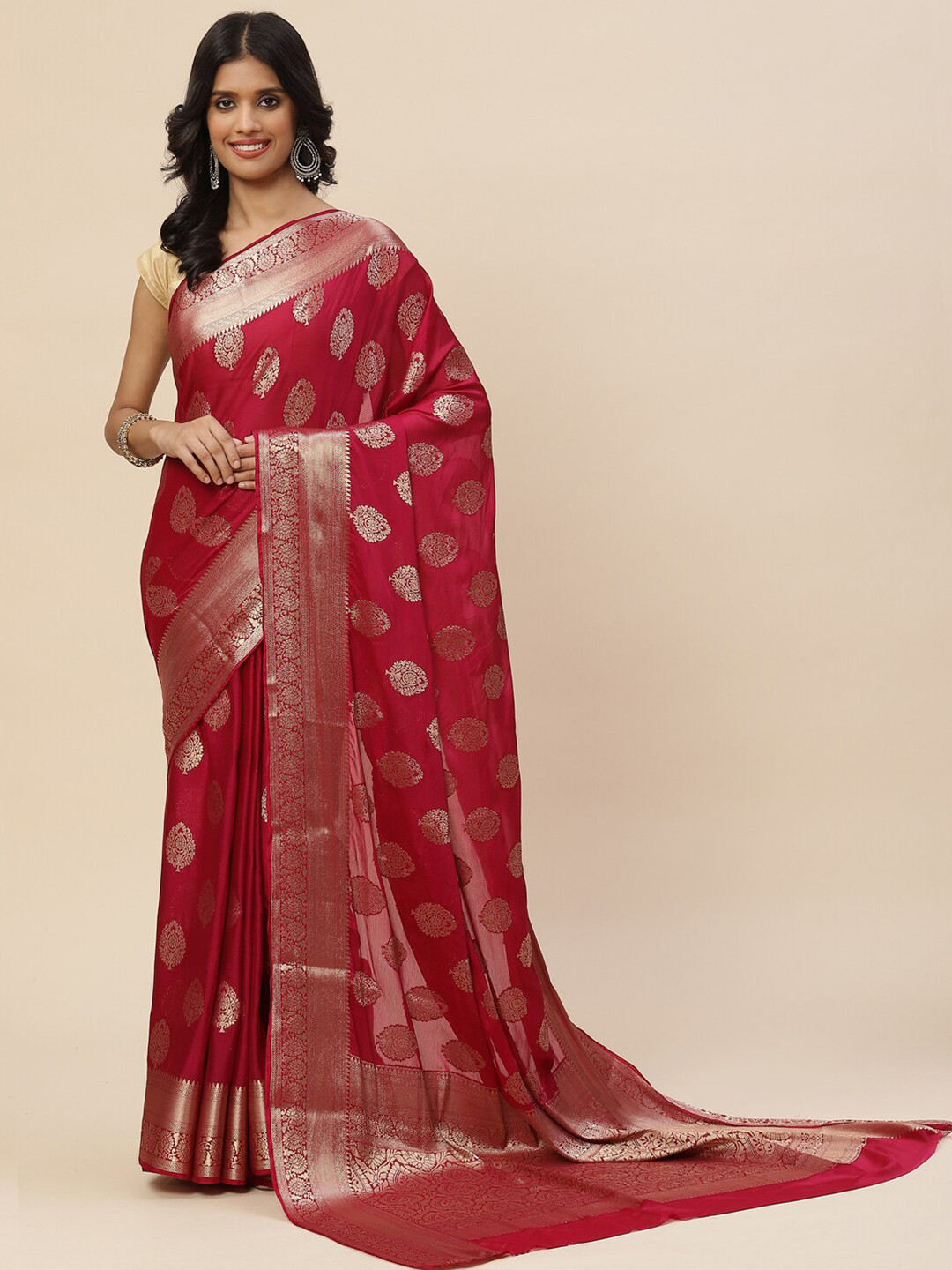 

Meena Bazaar Women Red & Gold-Toned Floral Zari Saree