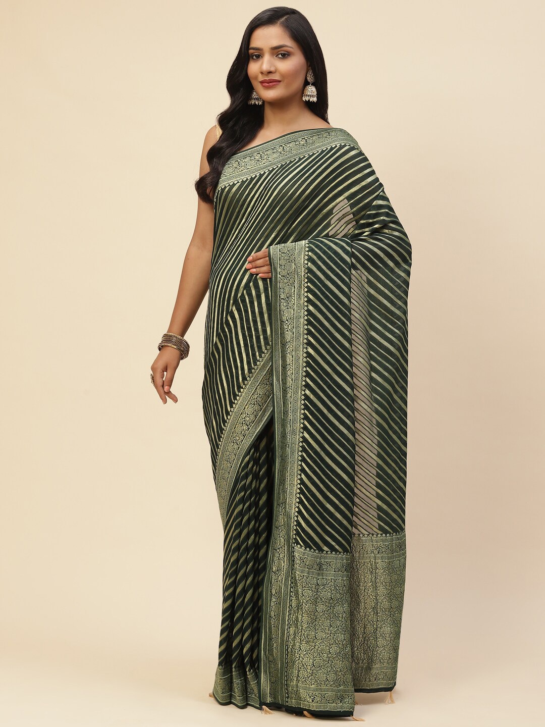 

Meena Bazaar Green & Gold-Toned Striped Leheriya Saree