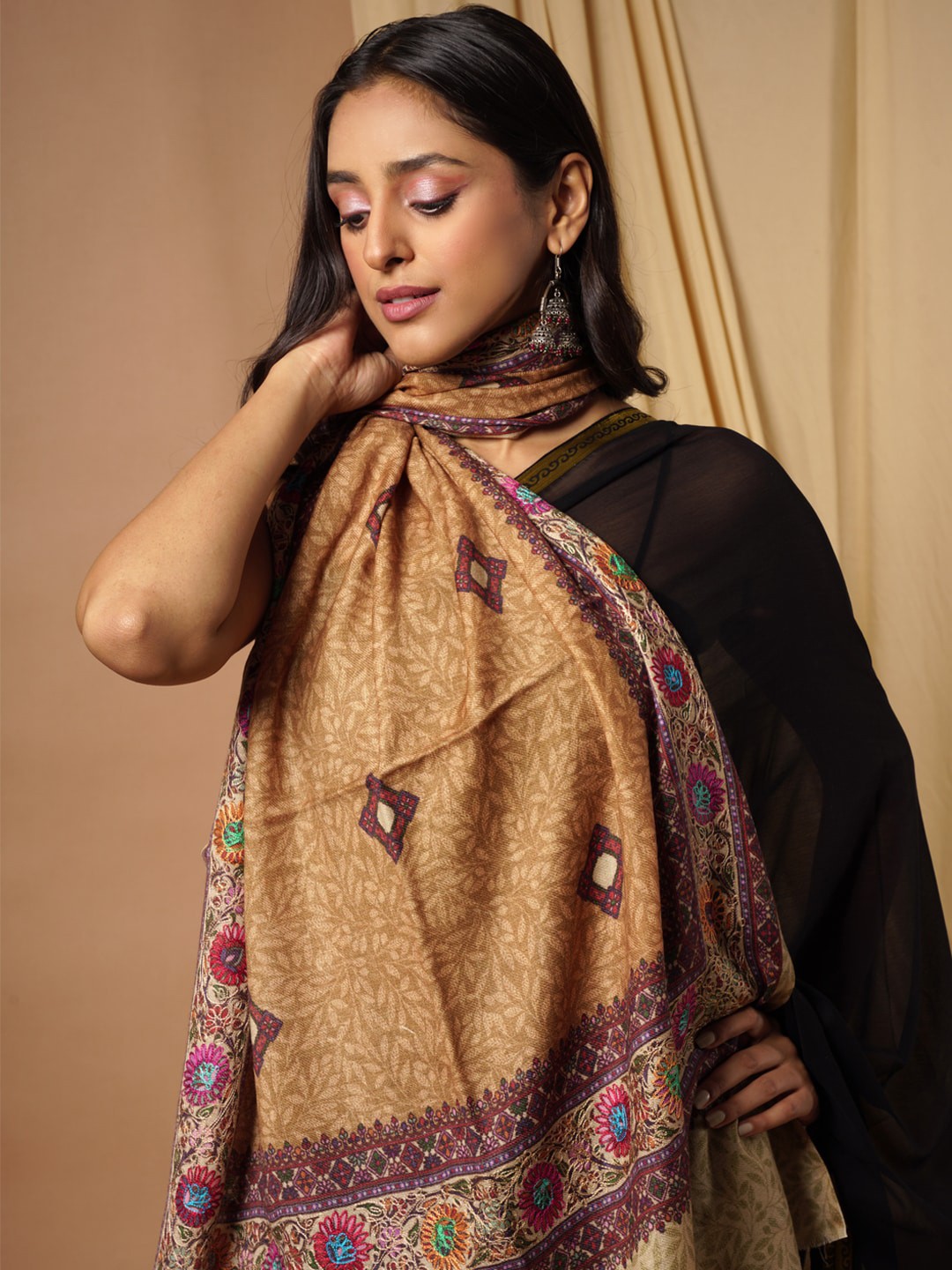 

Pashmoda Women Brown Kalamkari Pure Wool Shawl