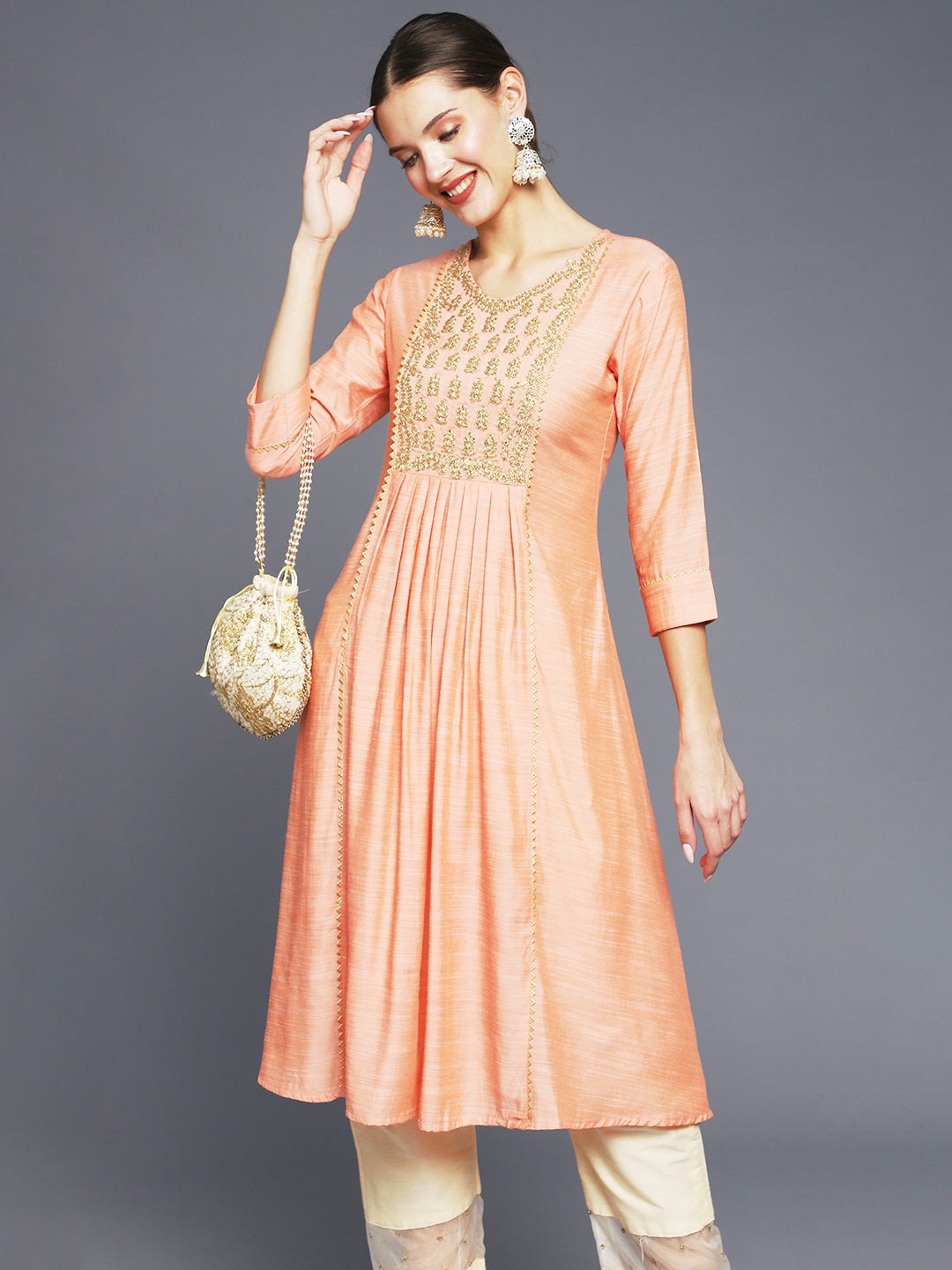 

Anubhutee Ethnic Motifs Embroidered A-Line Kurta, Peach