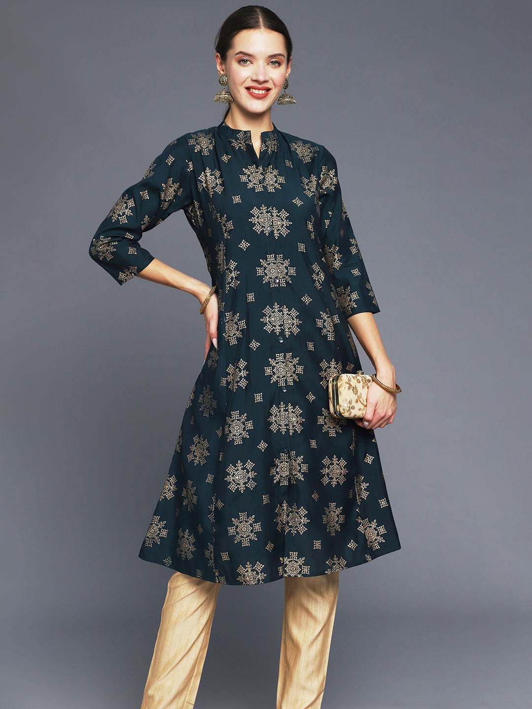 

Anubhutee Women Teal Ethnic Motifs Printed A-Line Kurta