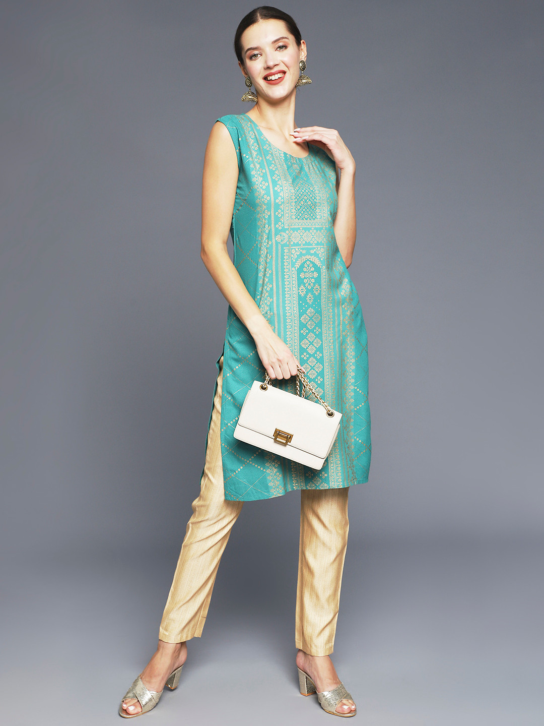 

Anubhutee Women Sea Green Geometric Kurta