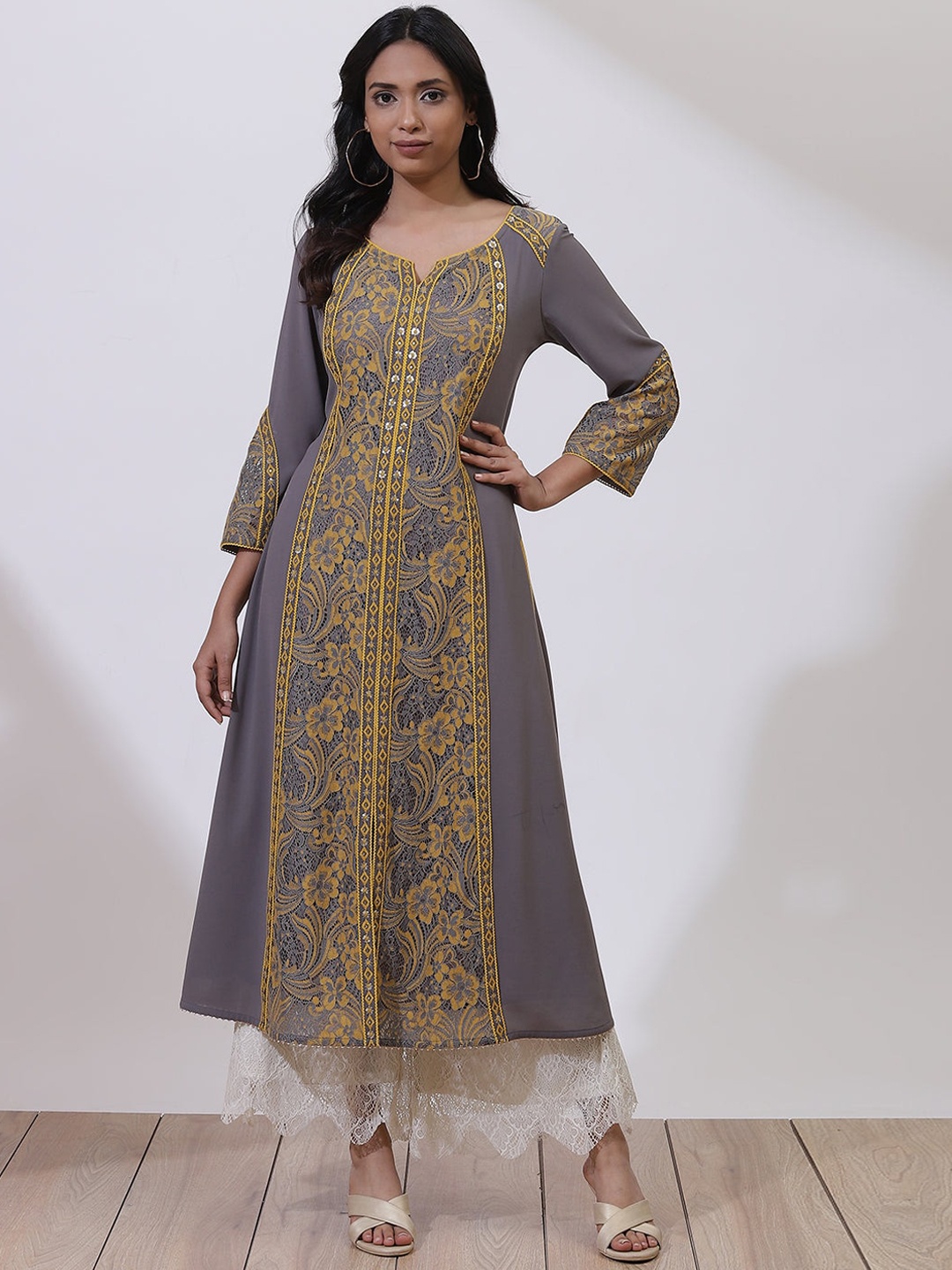

Lakshita Women Grey & Yellow Ethnic Motifs Embroidered Kurta