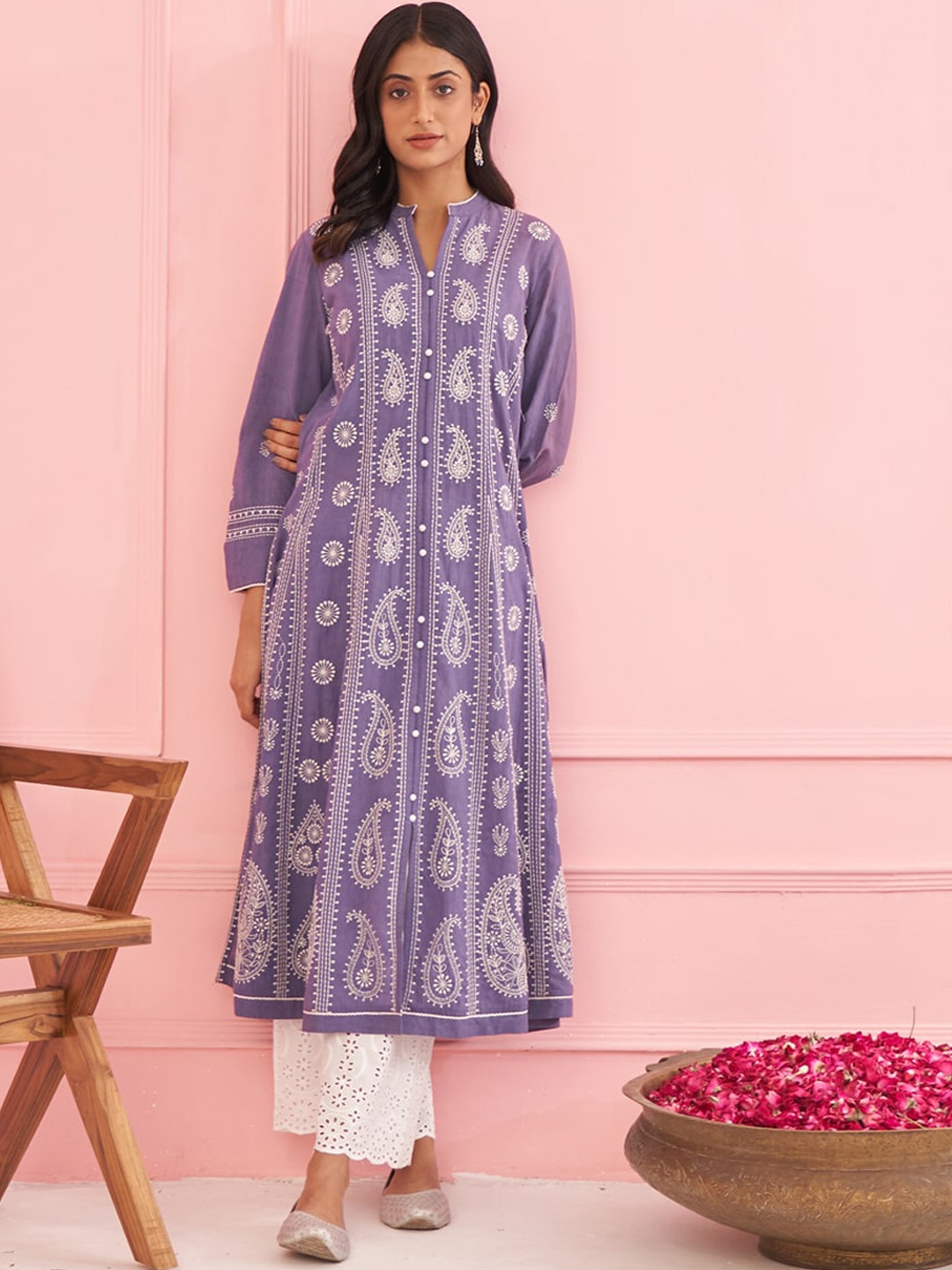

Lakshita Women Lavender Paisley Printed Georgette Kurta