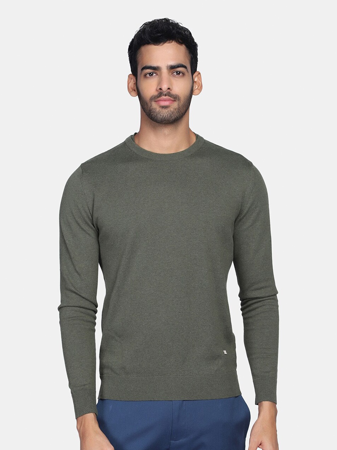 

Blackberrys Men Olive Green Solid Cotton Pullover Sweater