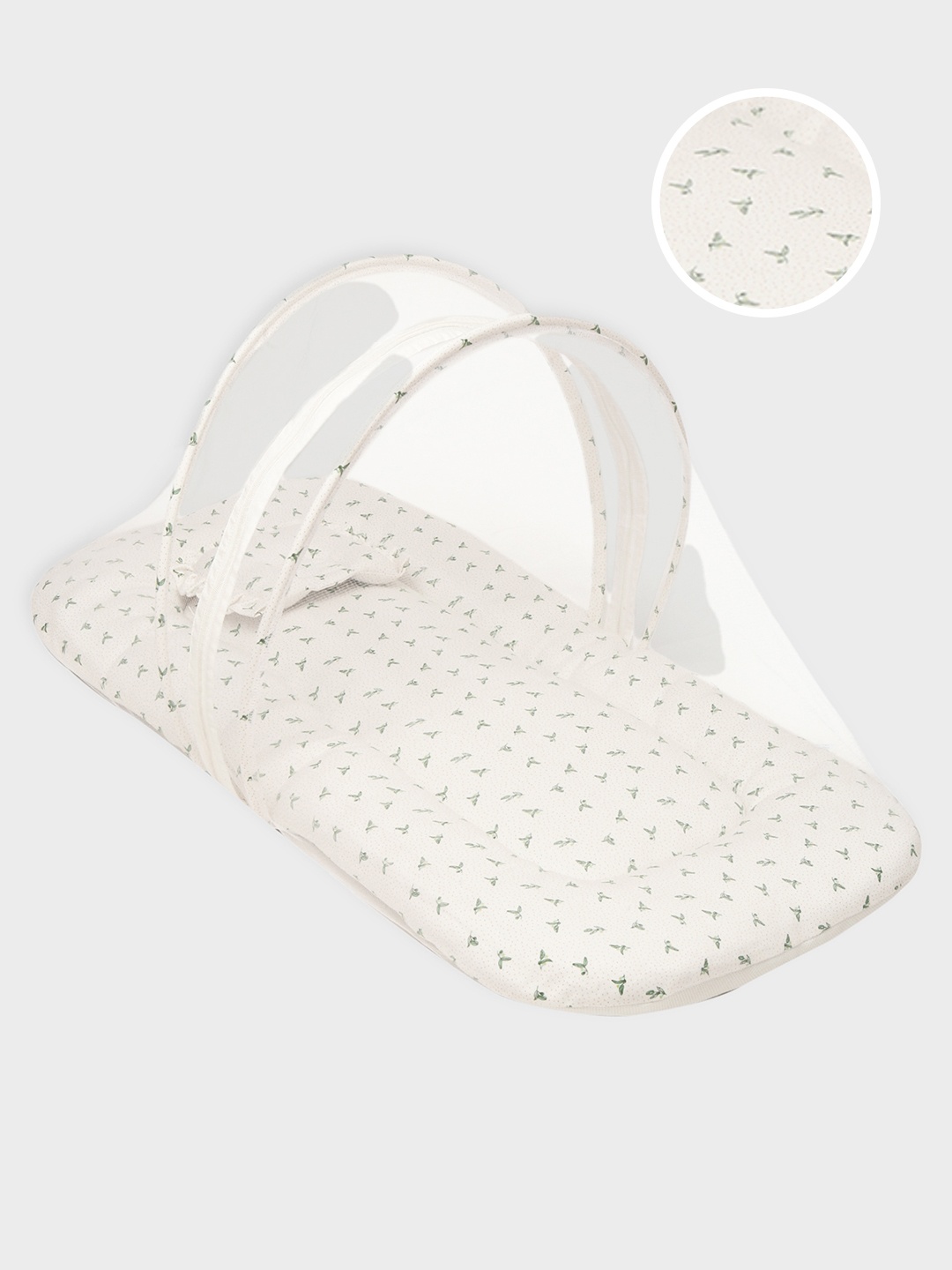 

MiArcus Infant White Printed Foldable Crib Mosquito Net