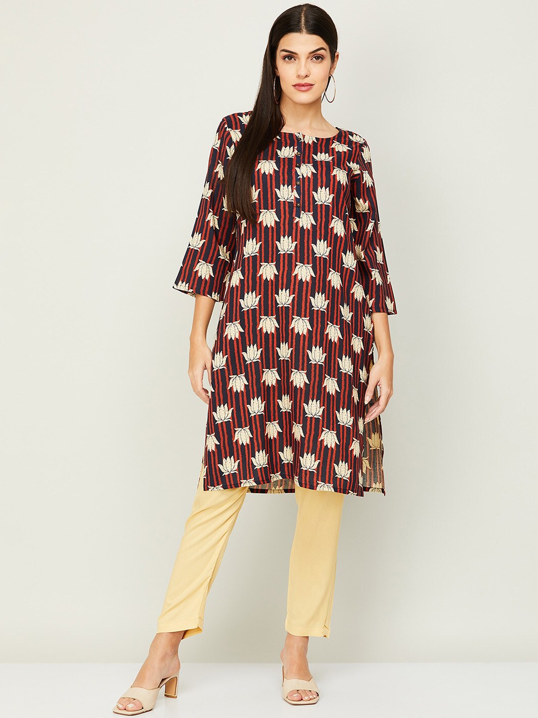 

Melange by Lifestyle Women Black & Red Floral Printed Kurta